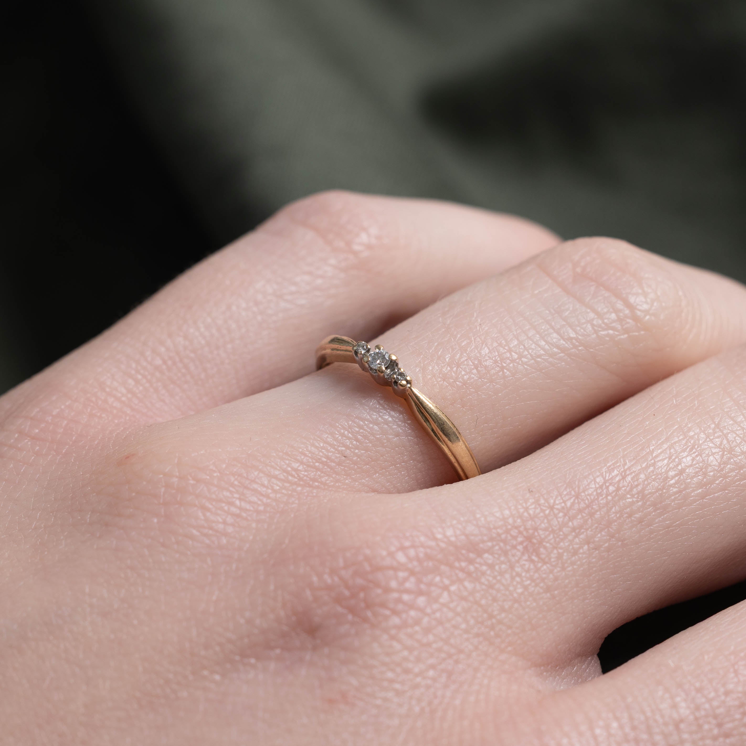 10k Three Stone Diamond Petite Ring | SZ 6