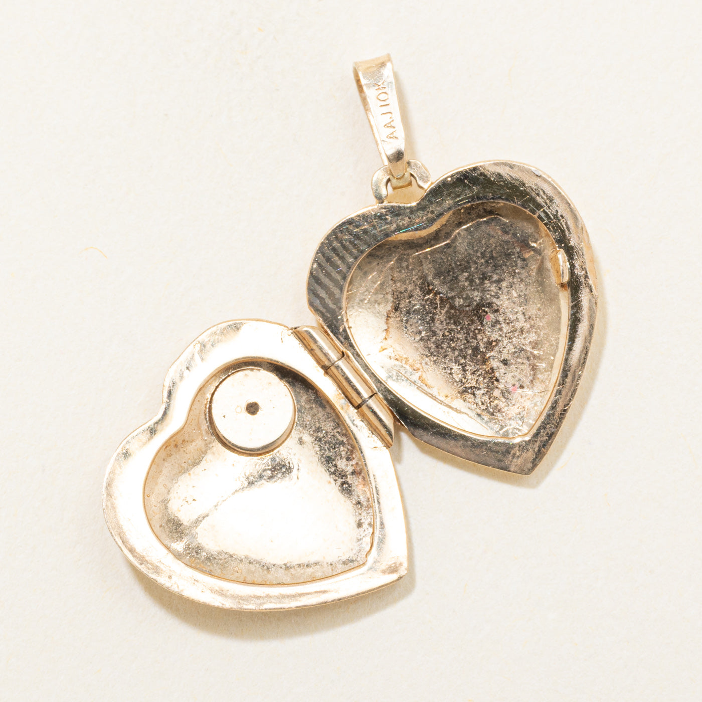 10k Yellow Gold Star Set Diamond Heart Locket
