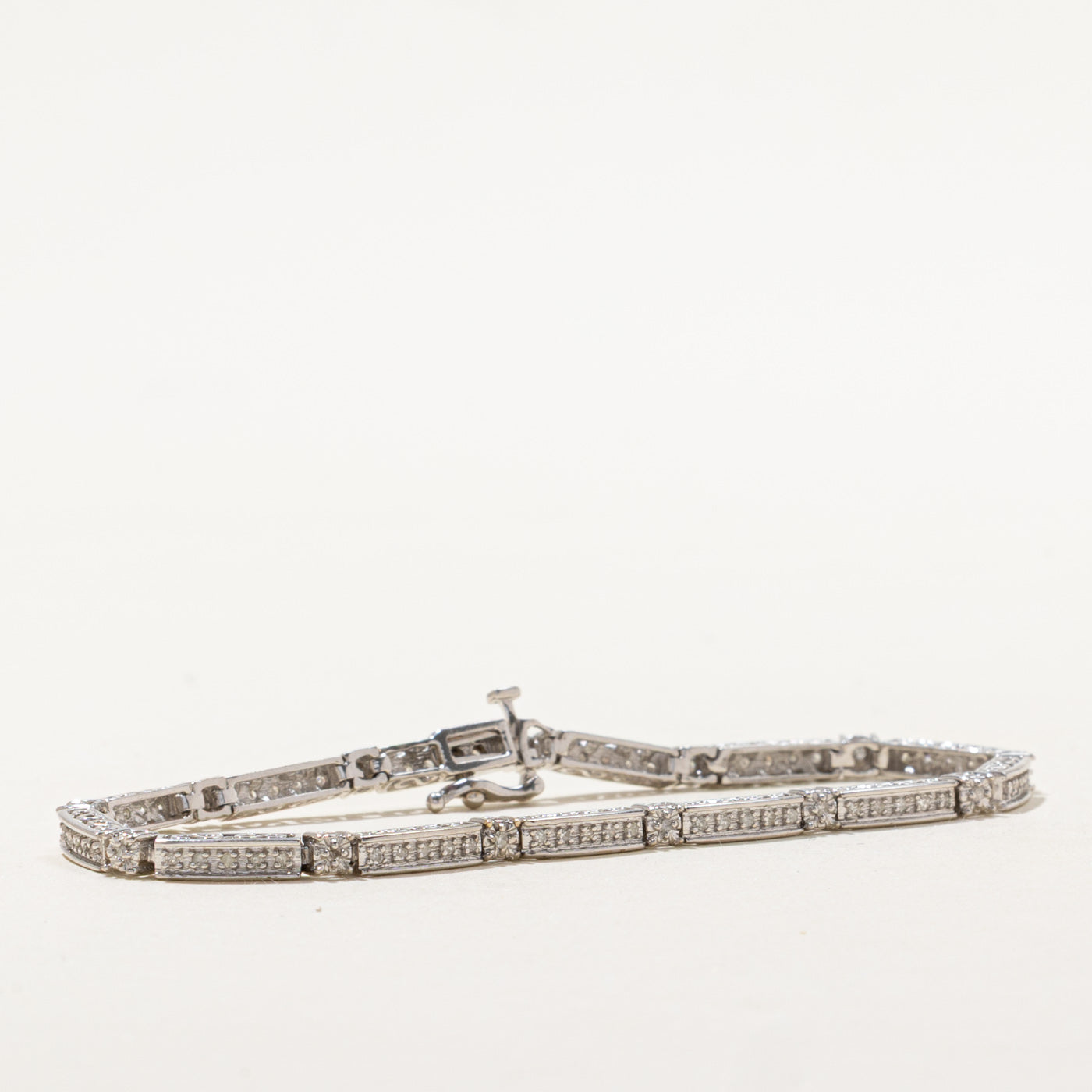 Illusion Set Diamond Tennis Bracelet | 0.39ctw | 7"