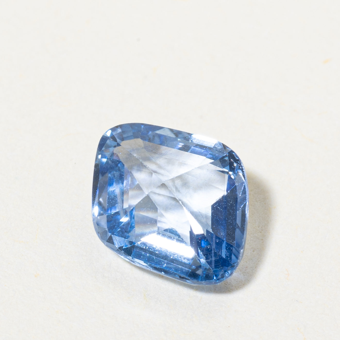 Lozenge Cut Loose Sapphire | 2.29ct