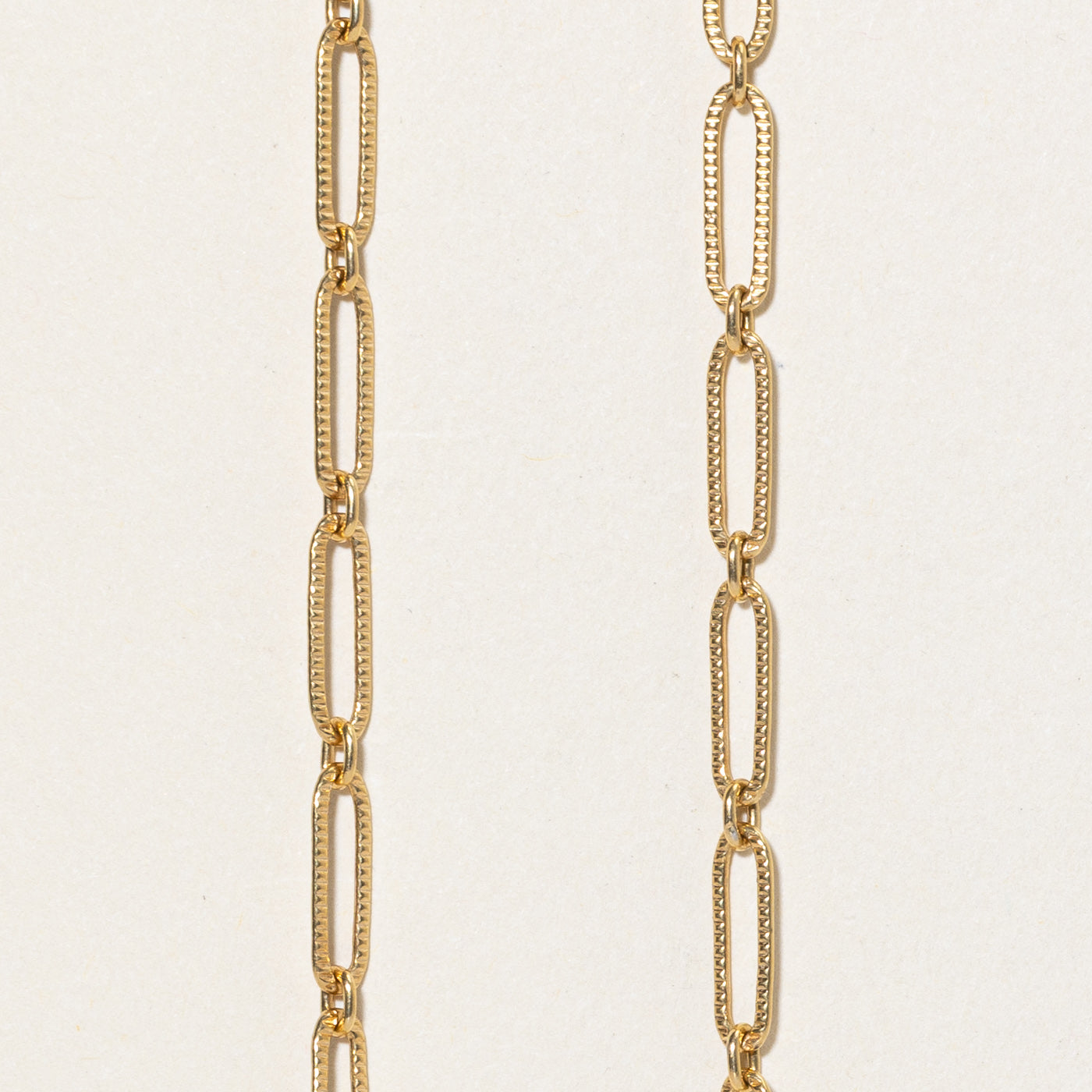 18K Yellow Gold Grooved Paperclip Chain | 23"