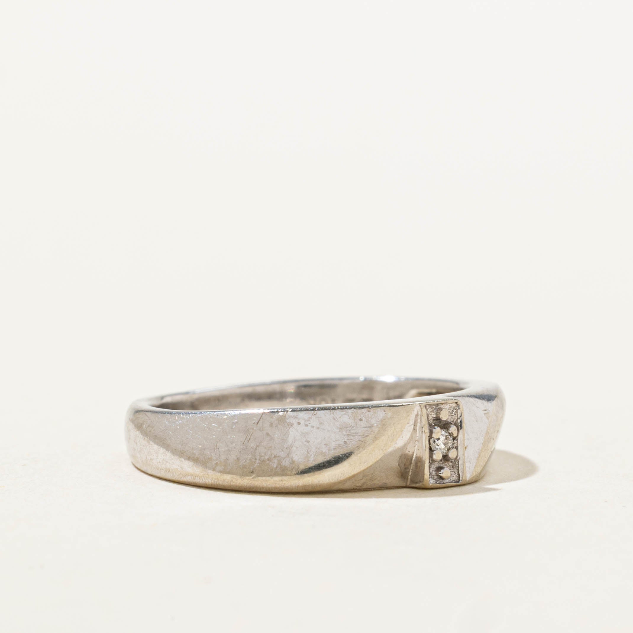 10k Diamond Grooved Band | SZ 4