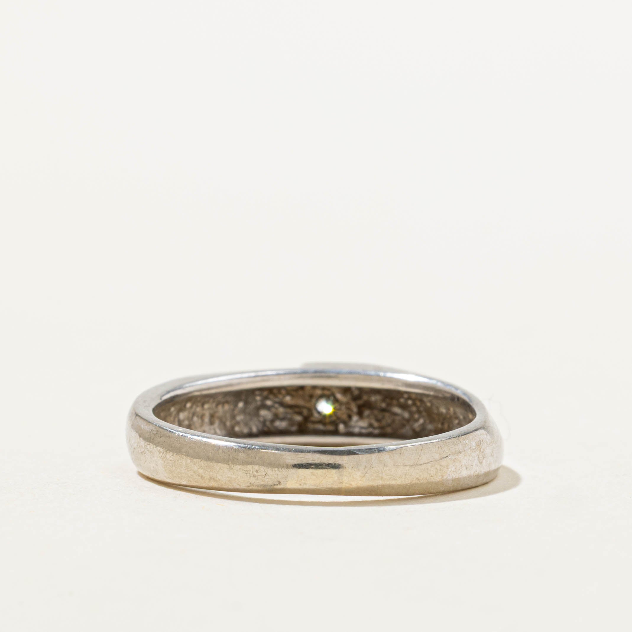 10k Diamond Grooved Band | SZ 4