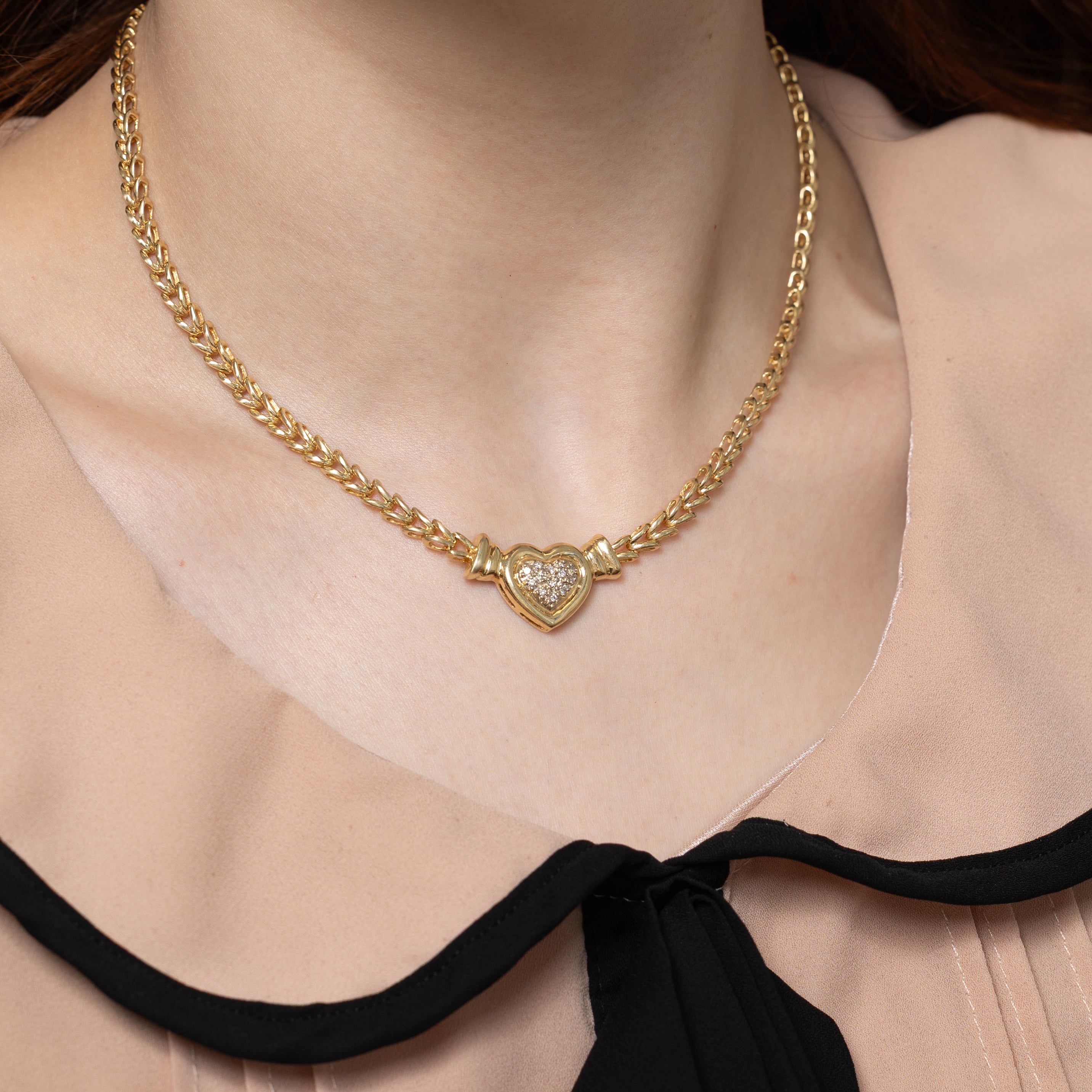 Diamond Heart Cluster Grooved Pendant Necklace | 0.11ctw | 16"