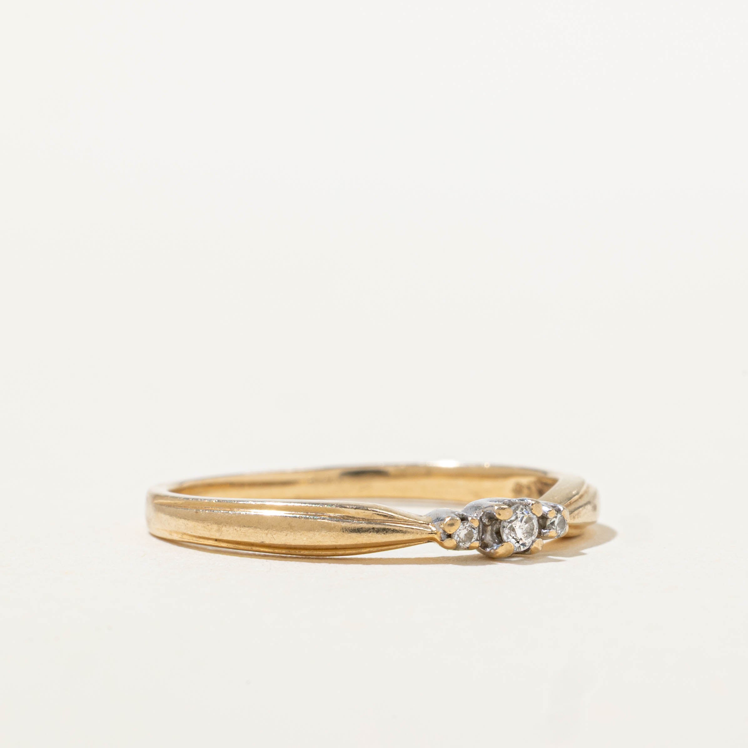 10k Three Stone Diamond Petite Ring | SZ 6