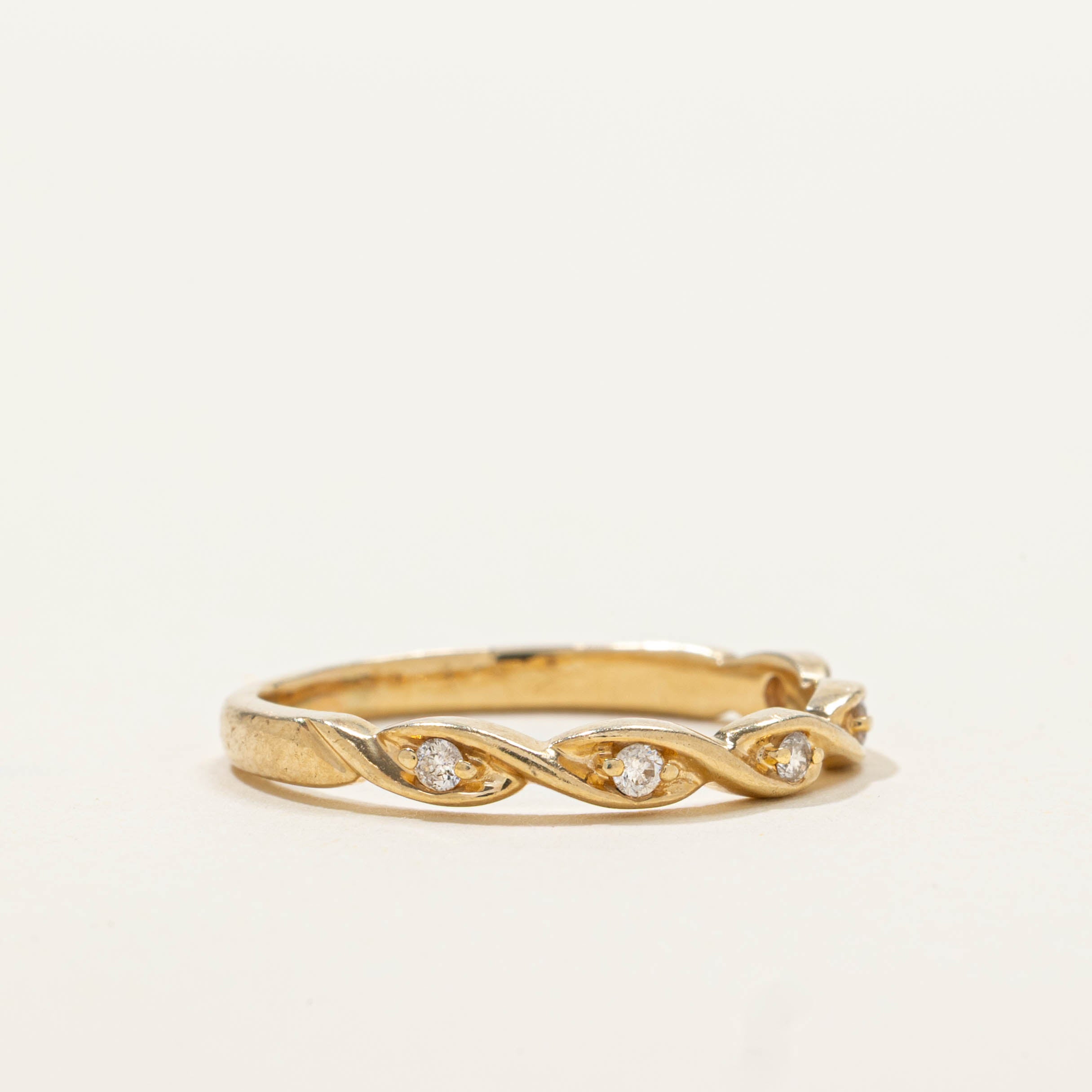 14k Semi Eternity Diamond Twisted Band | SZ 6.25