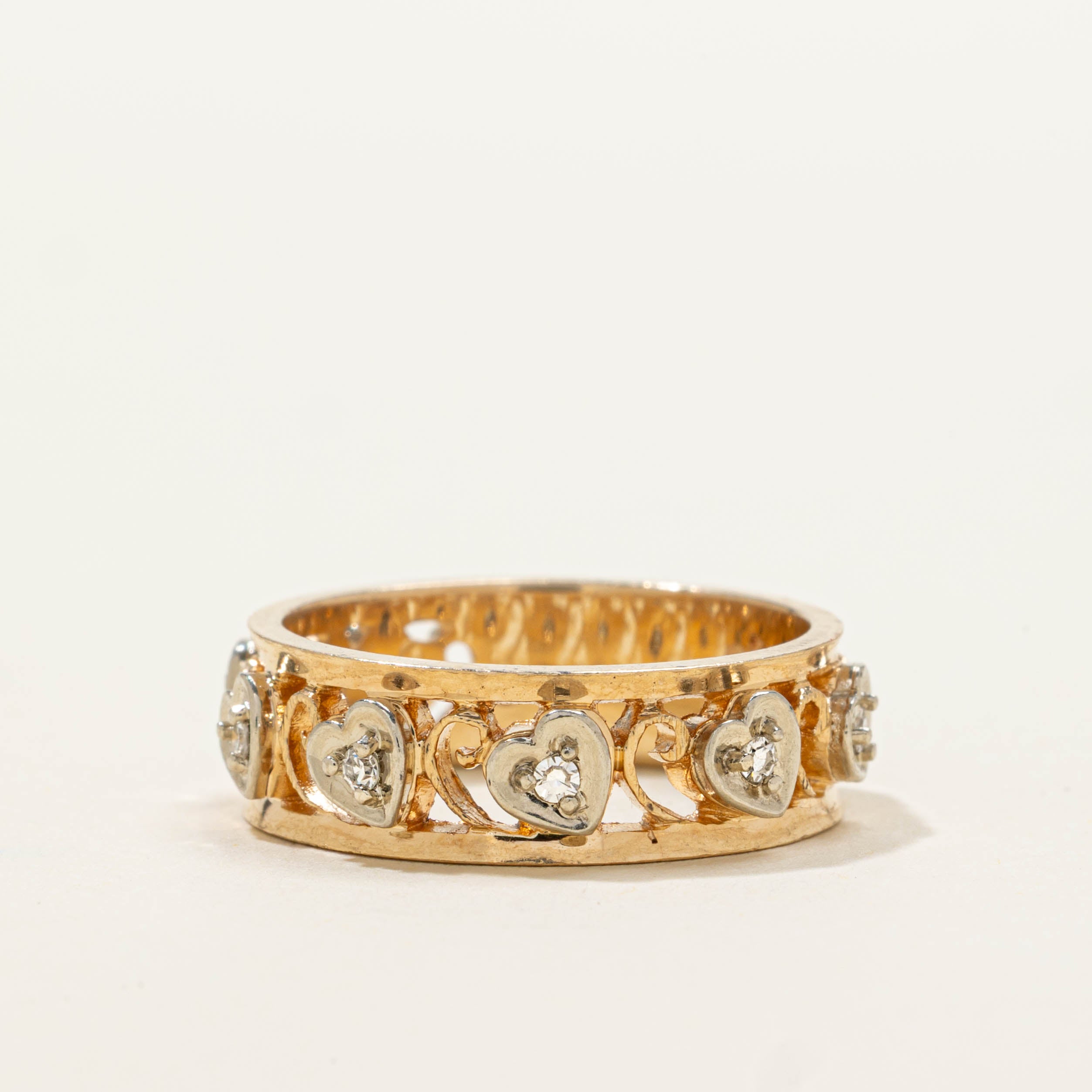 Canadian 14k Diamond Openwork Heart Patterned Band | SZ 6.25