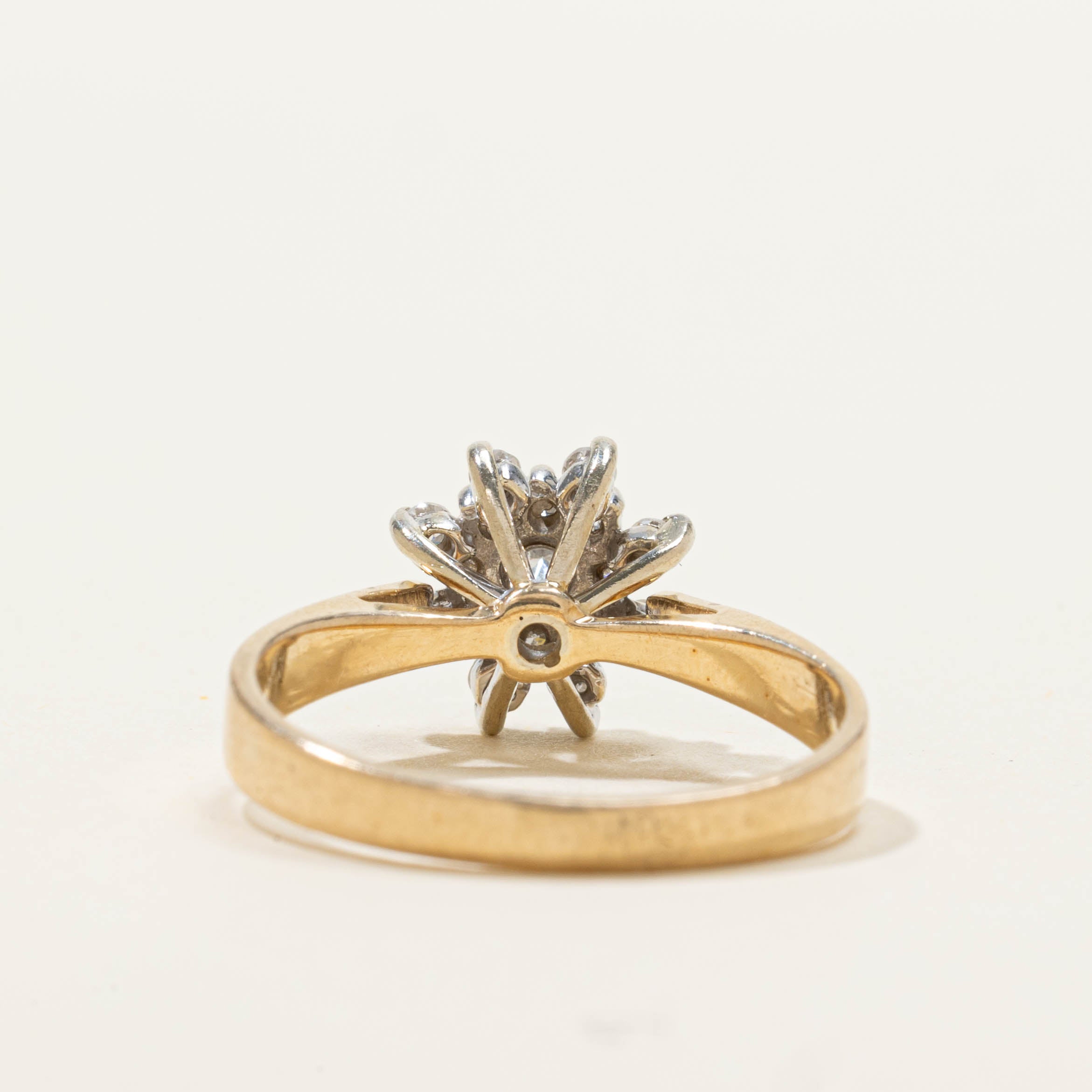 14k Diamond Petal Cluster Ring | SZ 6.5