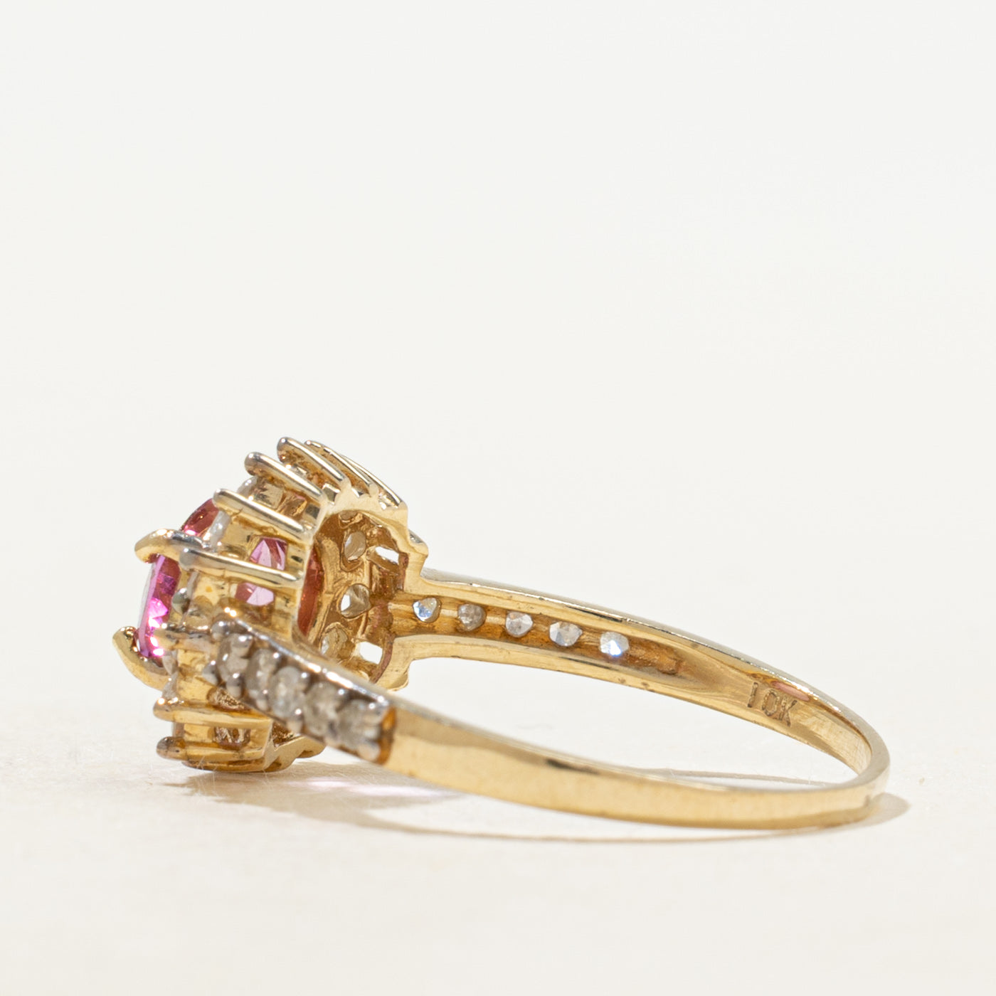 Bague East West en topaze rose sertie et halo de diamants | 1,17 ct, 0,26 ct au total | Taille 7