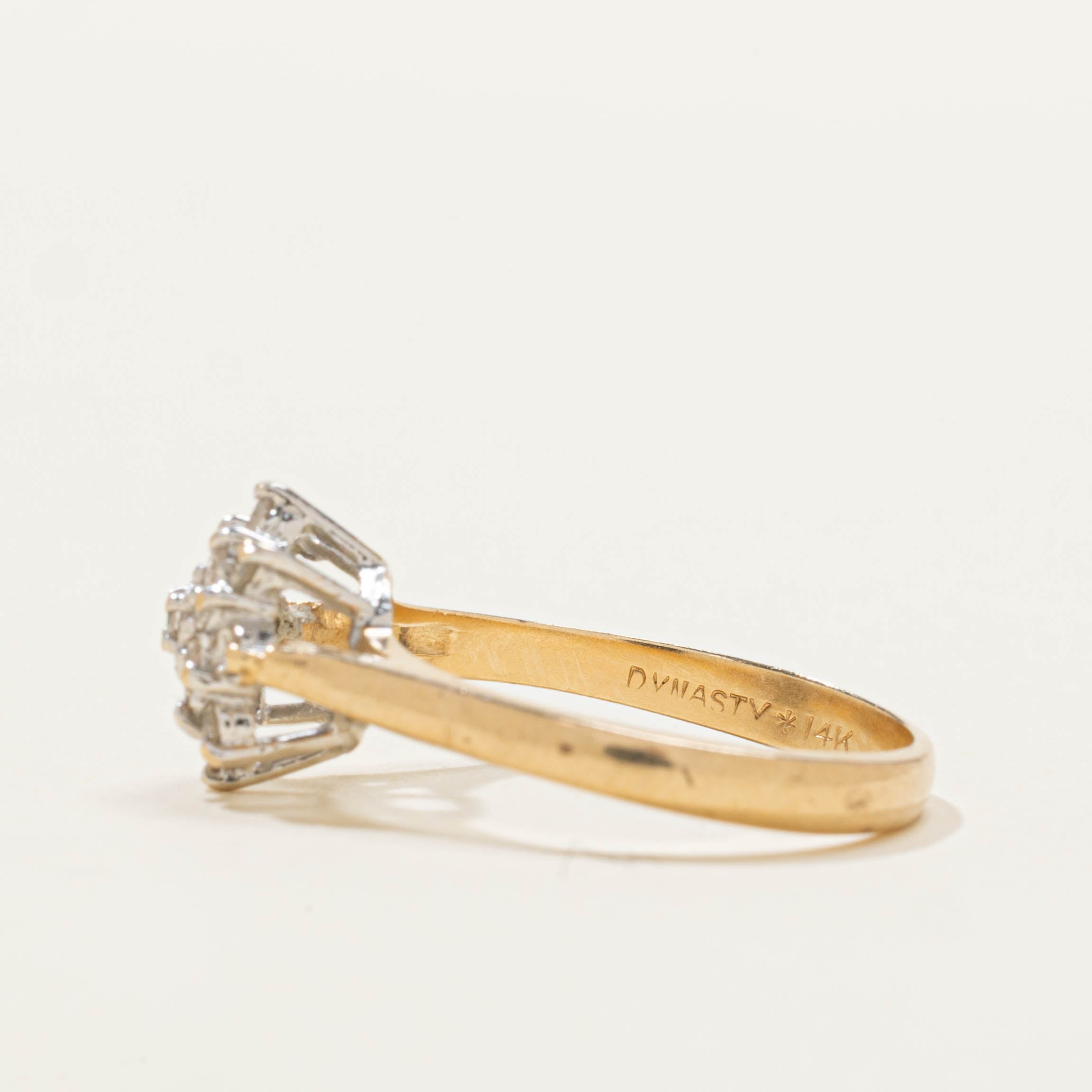 14k Diamond Petal Cluster Ring | SZ 6