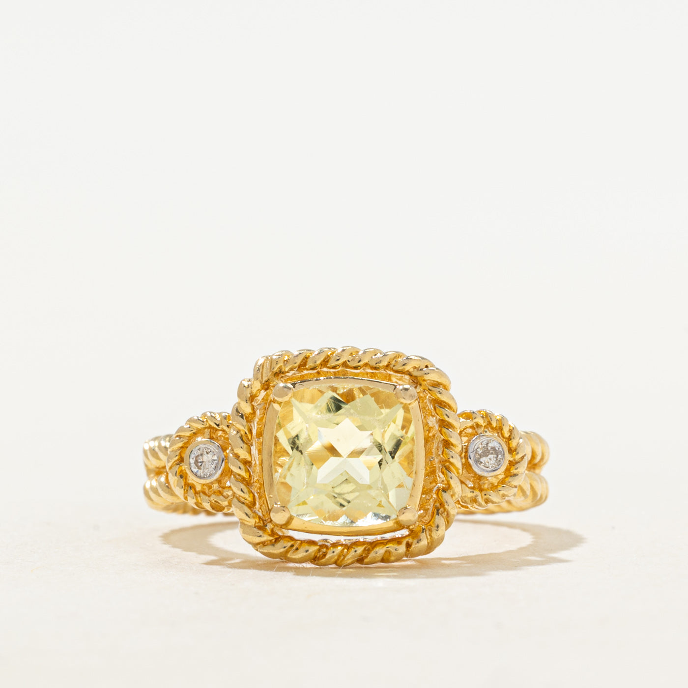 Bague cocktail en or 18 carats, prasiolite taille coussin et diamants | 1,12 ct, 0,03 ct | Taille 6,5