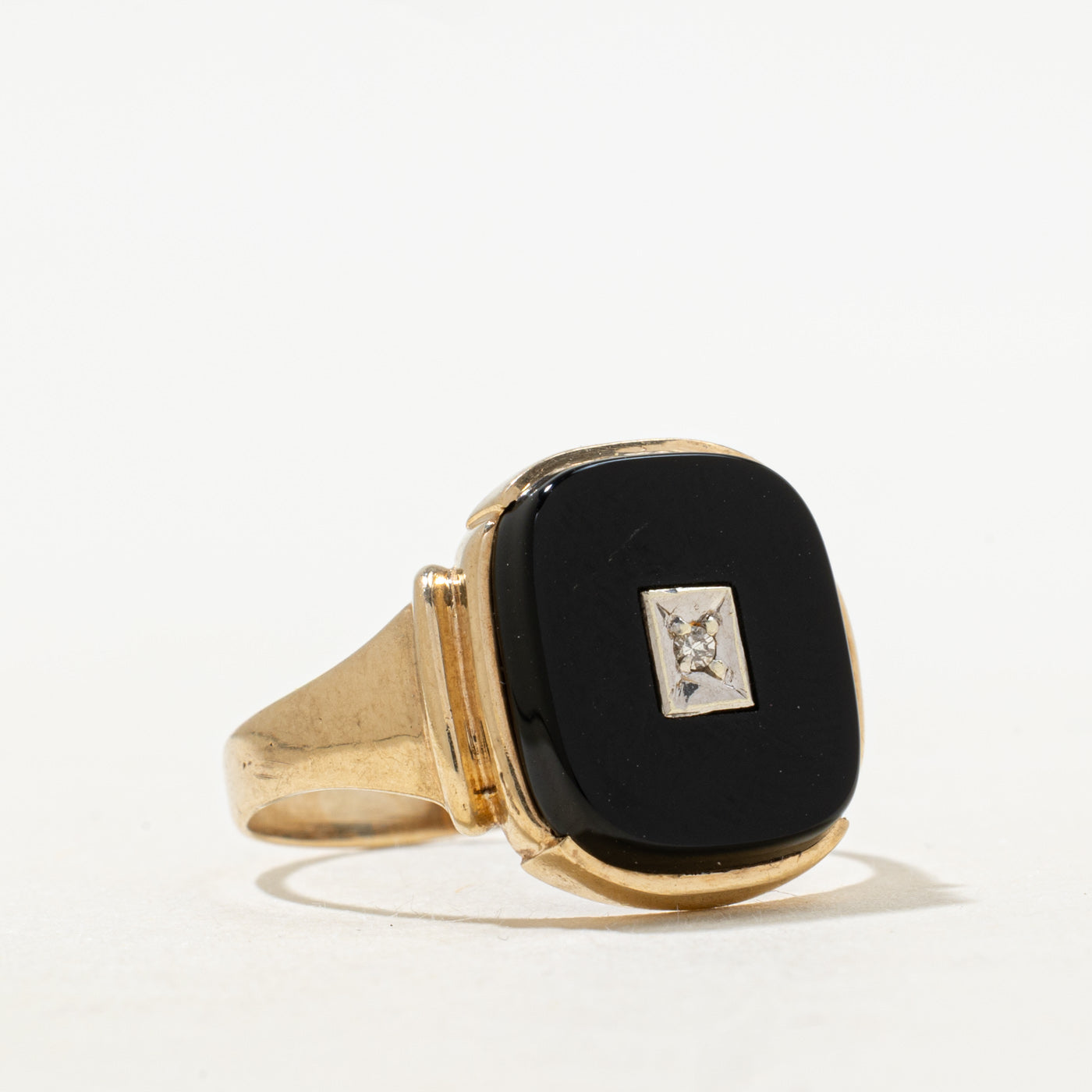 1987 London Bezel Set Onyx & Diamond Ring | 2.85ct, 0.005ct | SZ 9.5