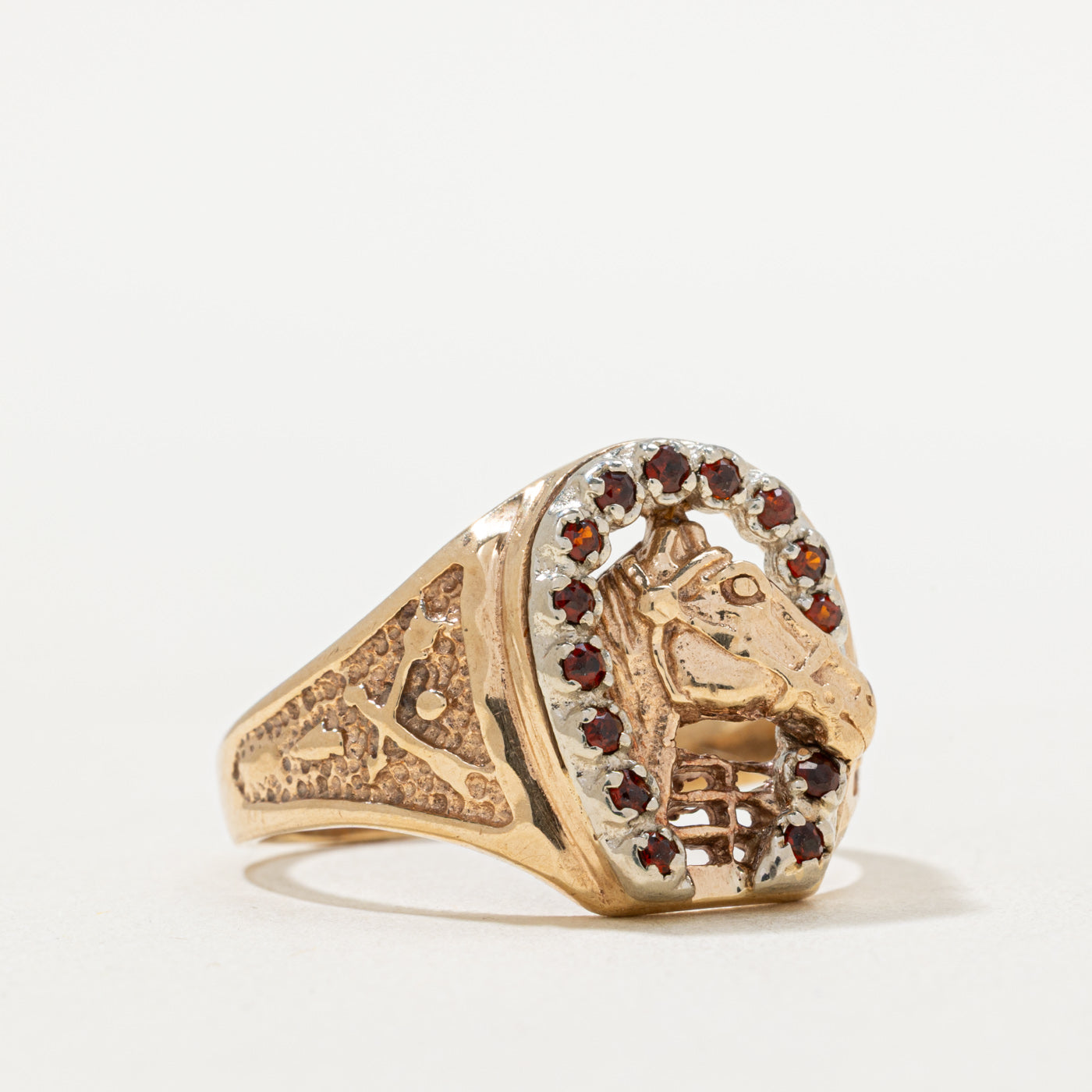 Garnet Horse Ring | 0.28ctw | SZ 11.25