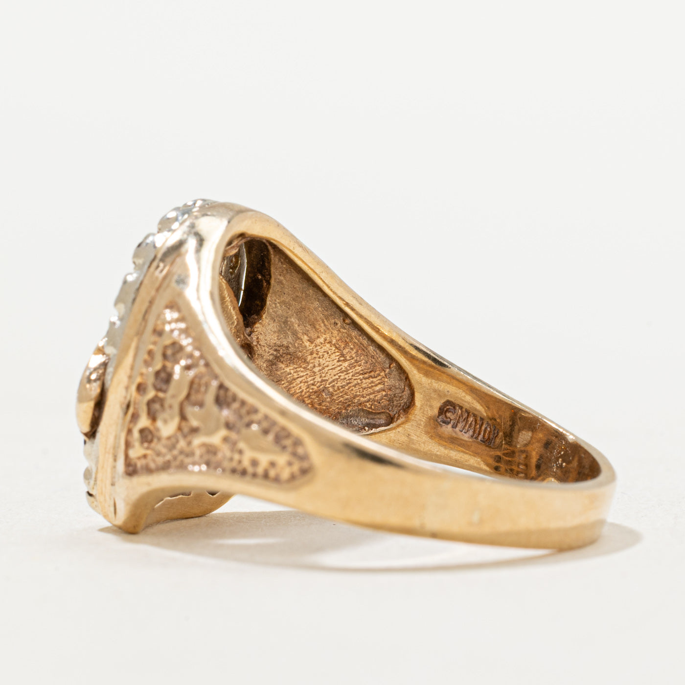 Garnet Horse Ring | 0.28ctw | SZ 11.25