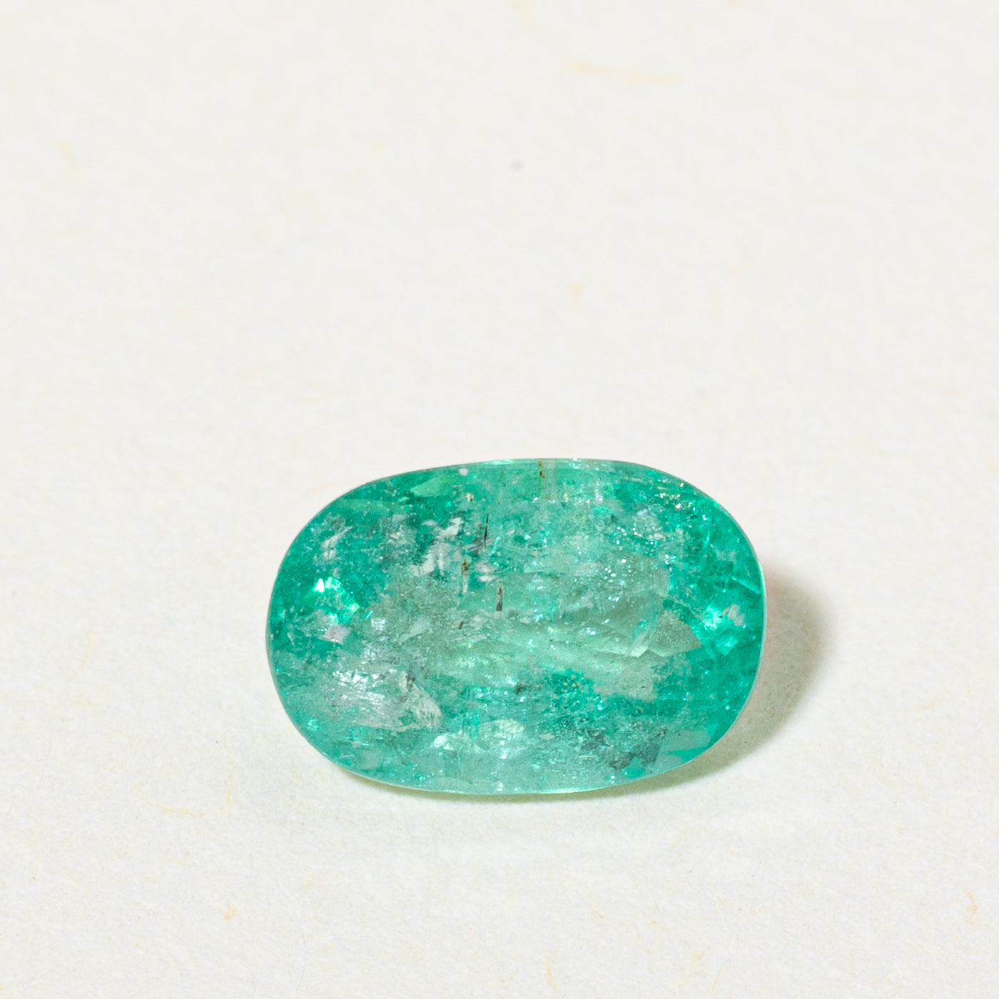 Émeraude ovale non montée | 1,17 ct