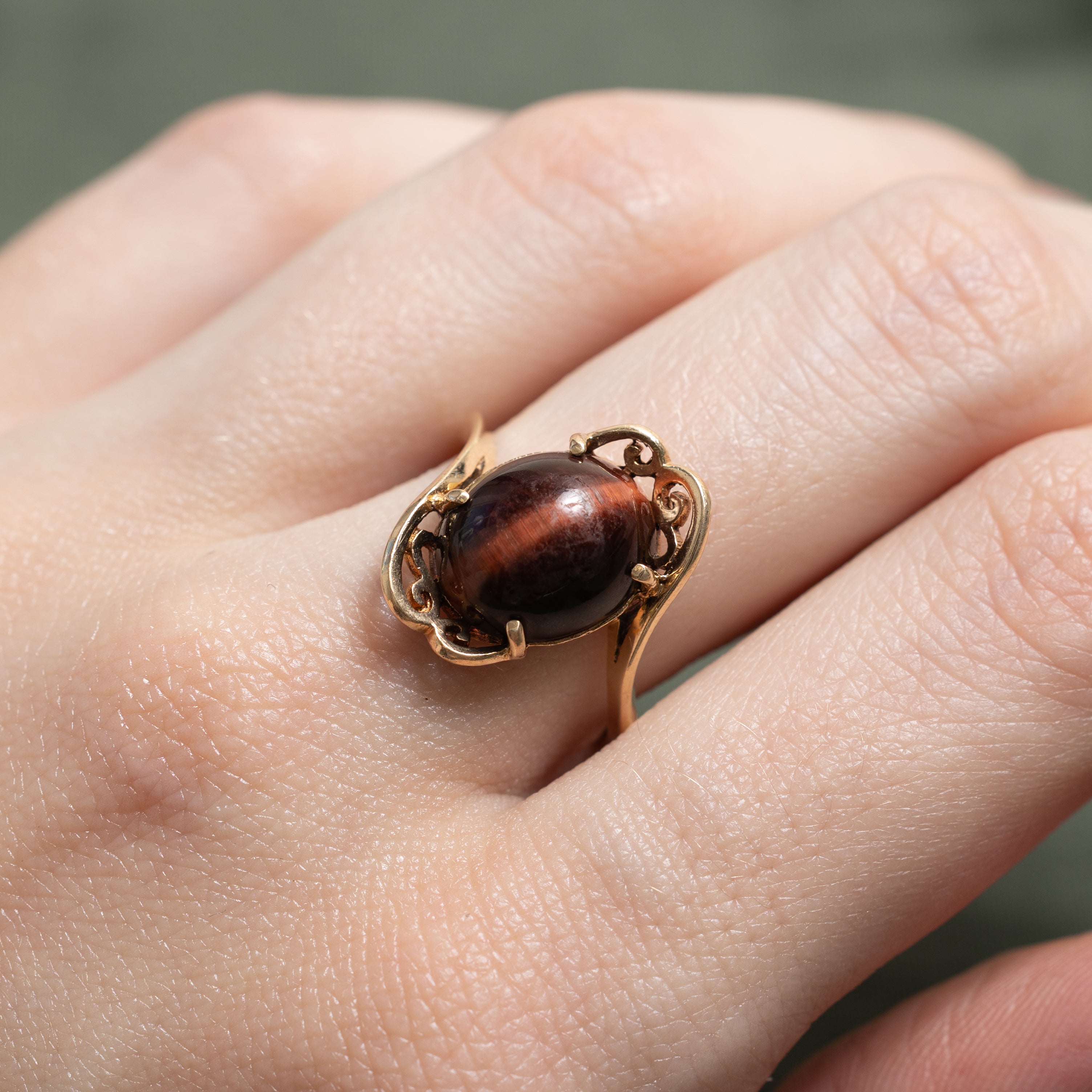 Cabochon Cat's Eye Bypass Ring | SZ 7