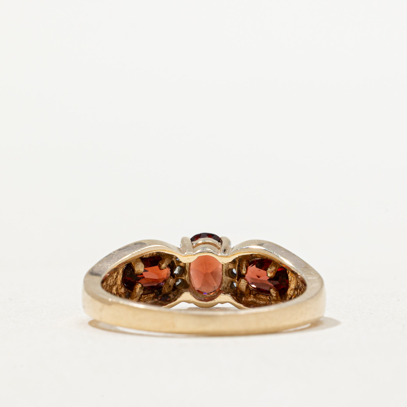 Oval Cut Garnet & Diamond Ring | 1.00ctw, 0.03ctw | SZ 7