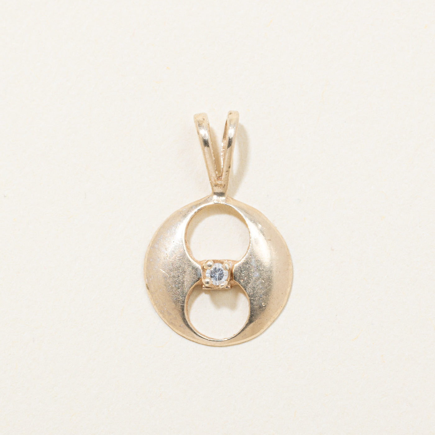 14k Yellow Gold Diamond Open Circle Pendant