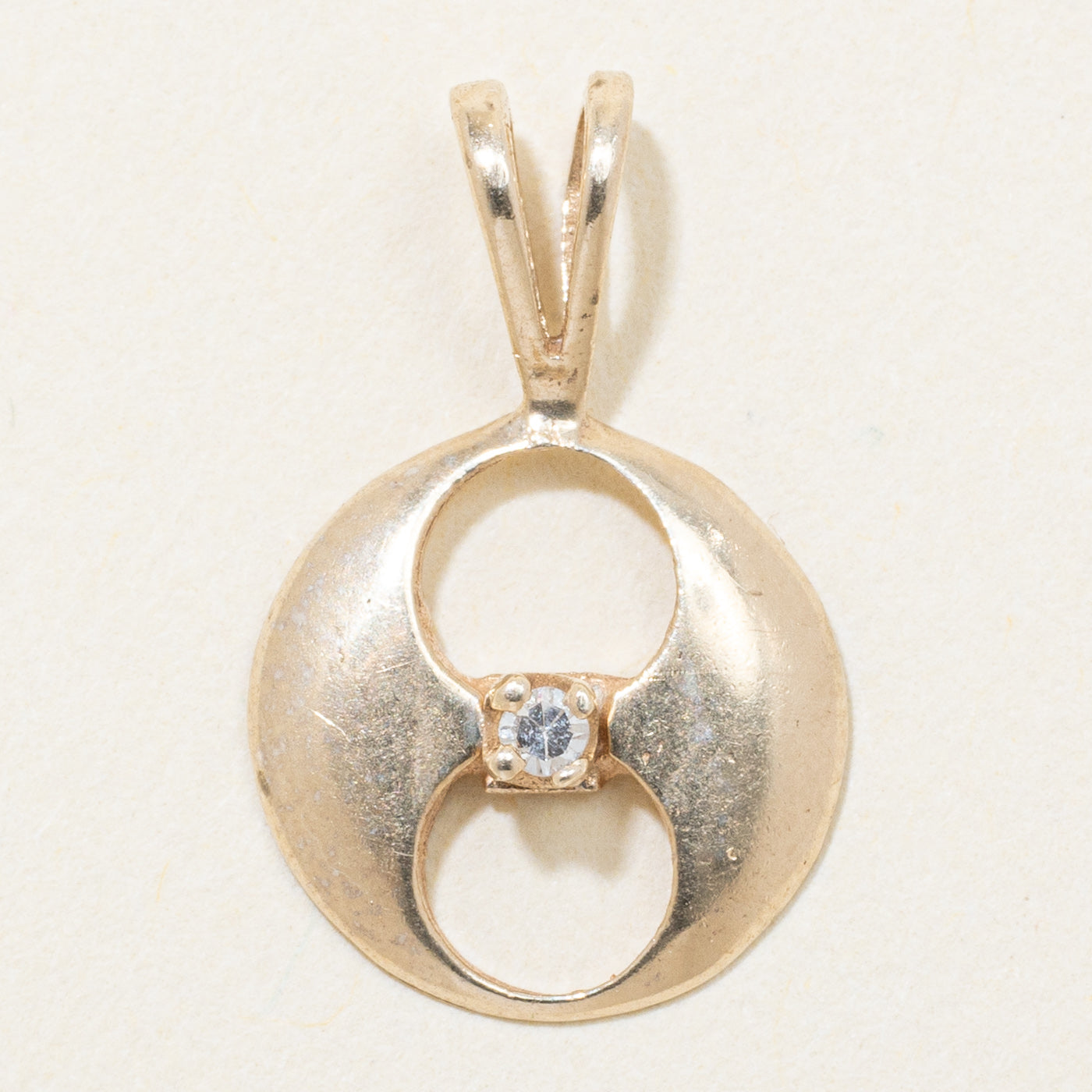 14k Yellow Gold Diamond Open Circle Pendant