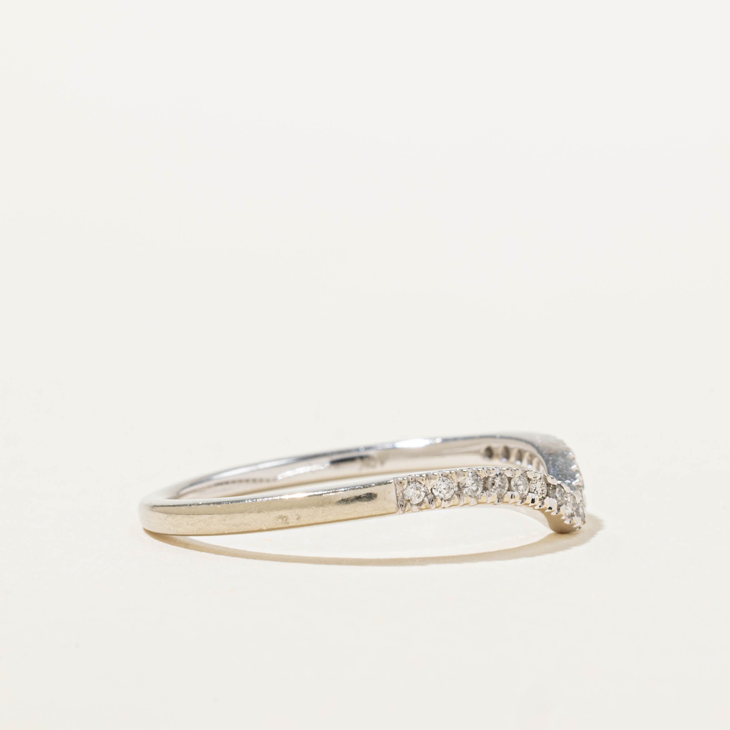 10k Semi Eternity Diamond Chevron Ring | SZ 7
