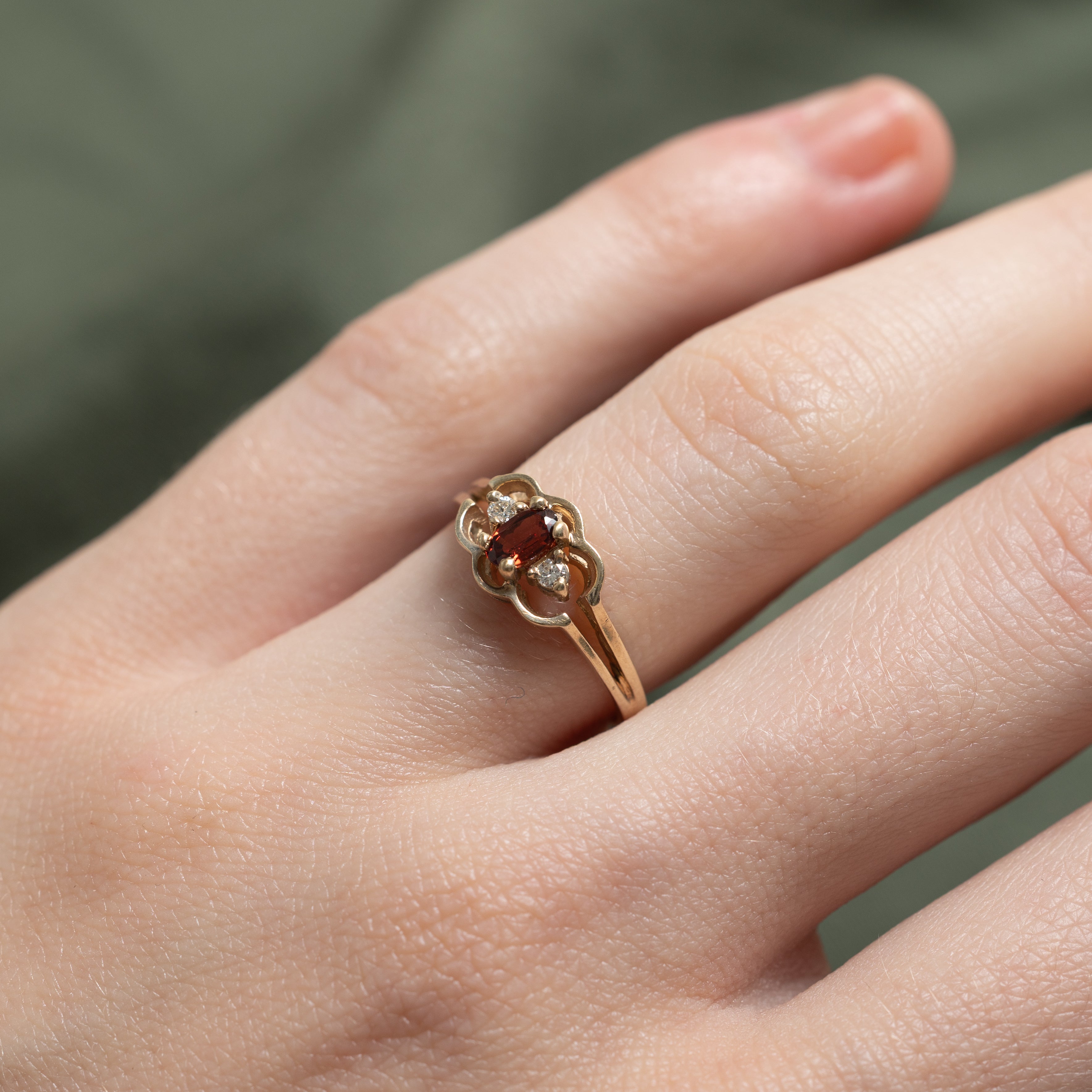 Oval Cut Garnet & Diamond Framed Ring | 0.03ctw | SZ 4.75