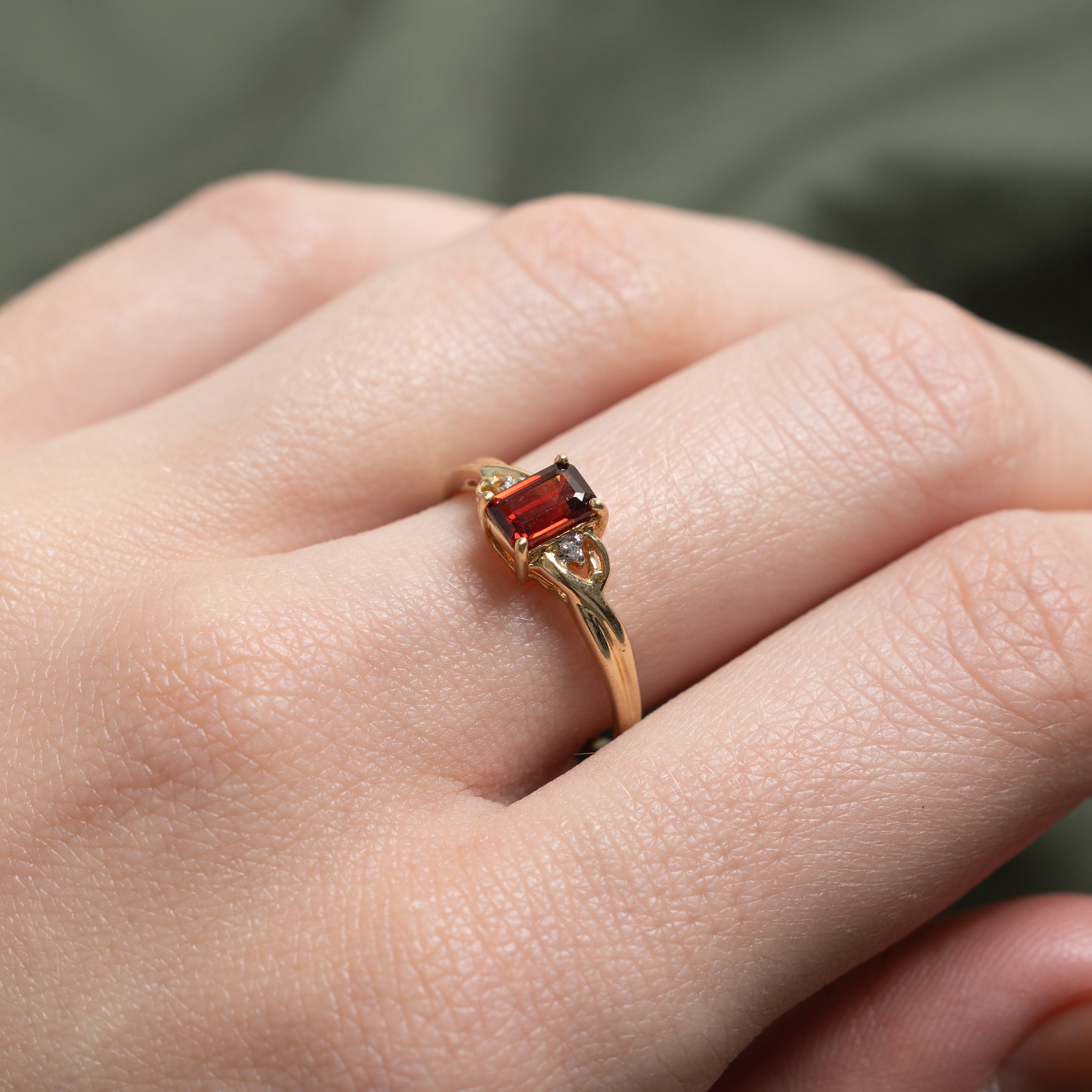 Emerald Cut Garnet & Diamond Ring | 0.004ctw | SZ 7