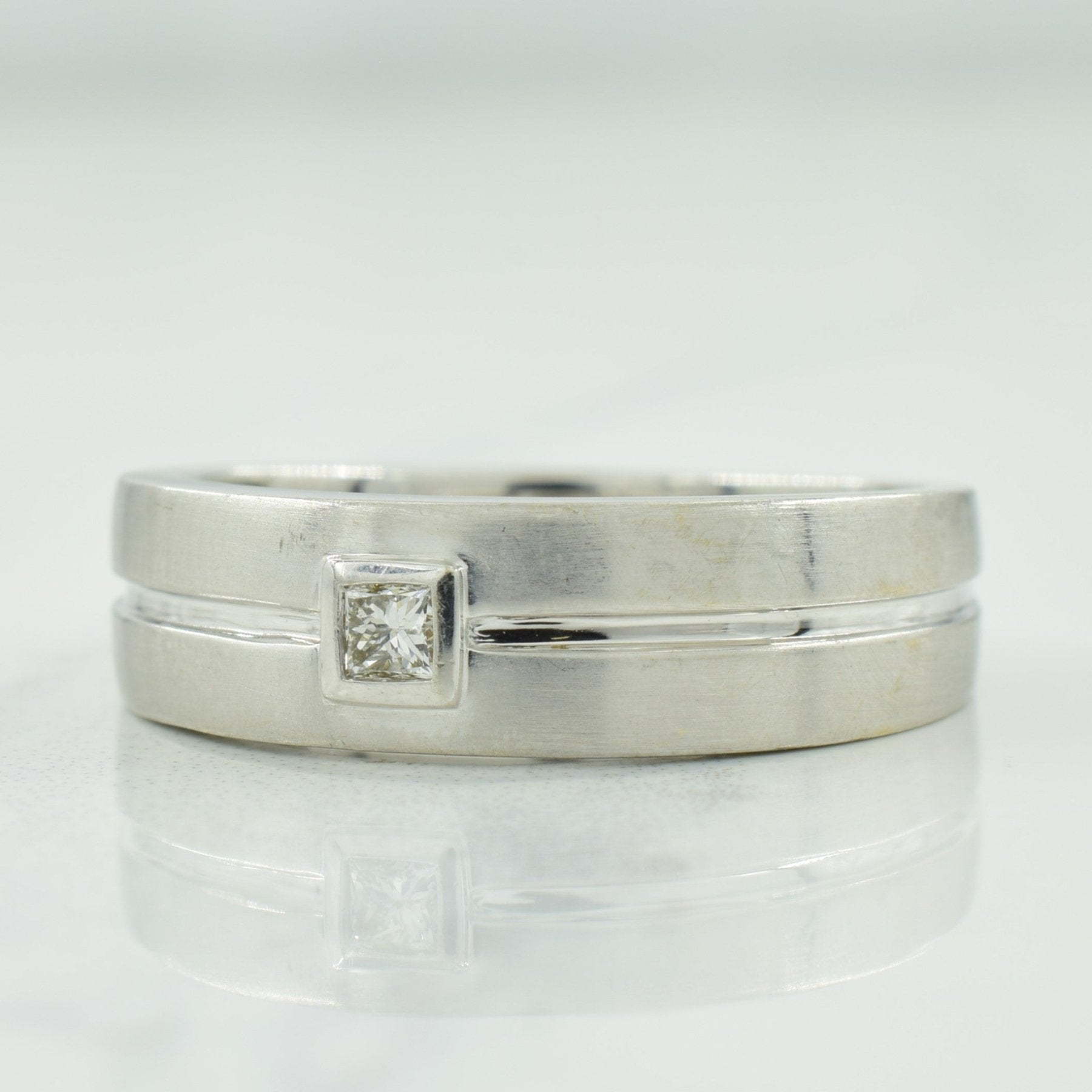 'Vera Wang' Diamond Ring | 0.10ct | SZ 9.75 | - 100 Ways