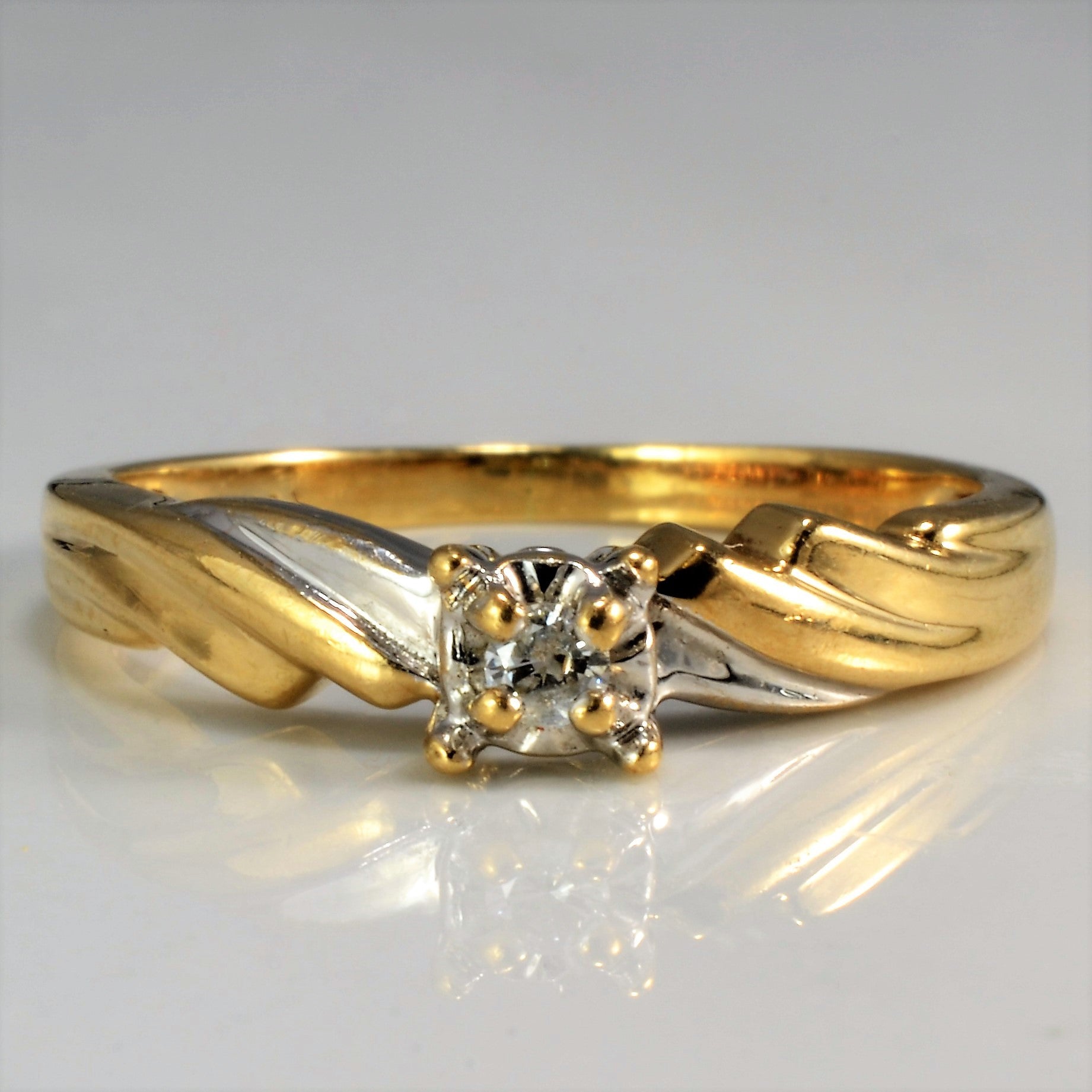 Twisted Two Tone Illusion Set Diamond Ring | 0.04 ct, SZ 6.5