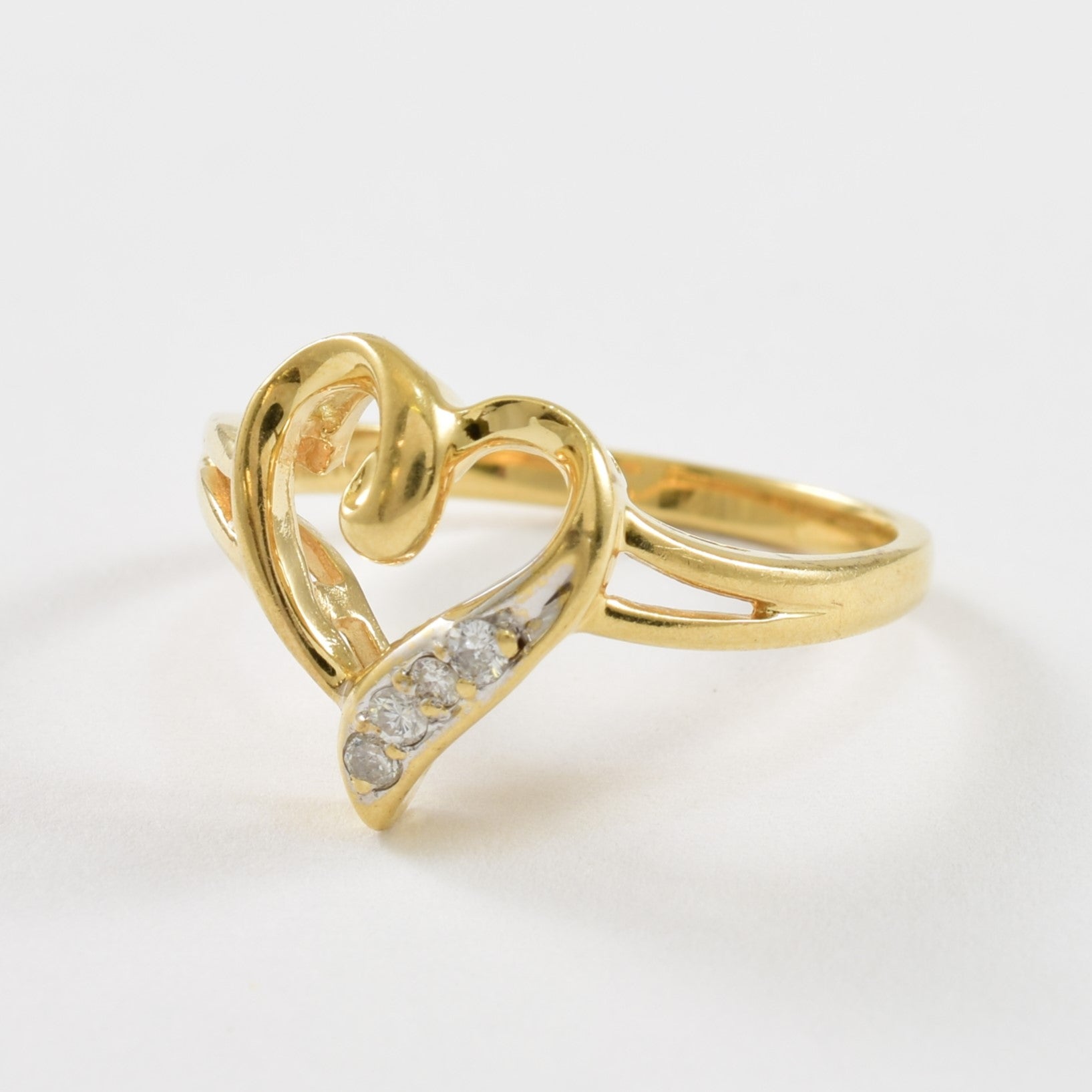 Heart Shaped Diamond Ring | 0.08ctw | SZ 6.25 |