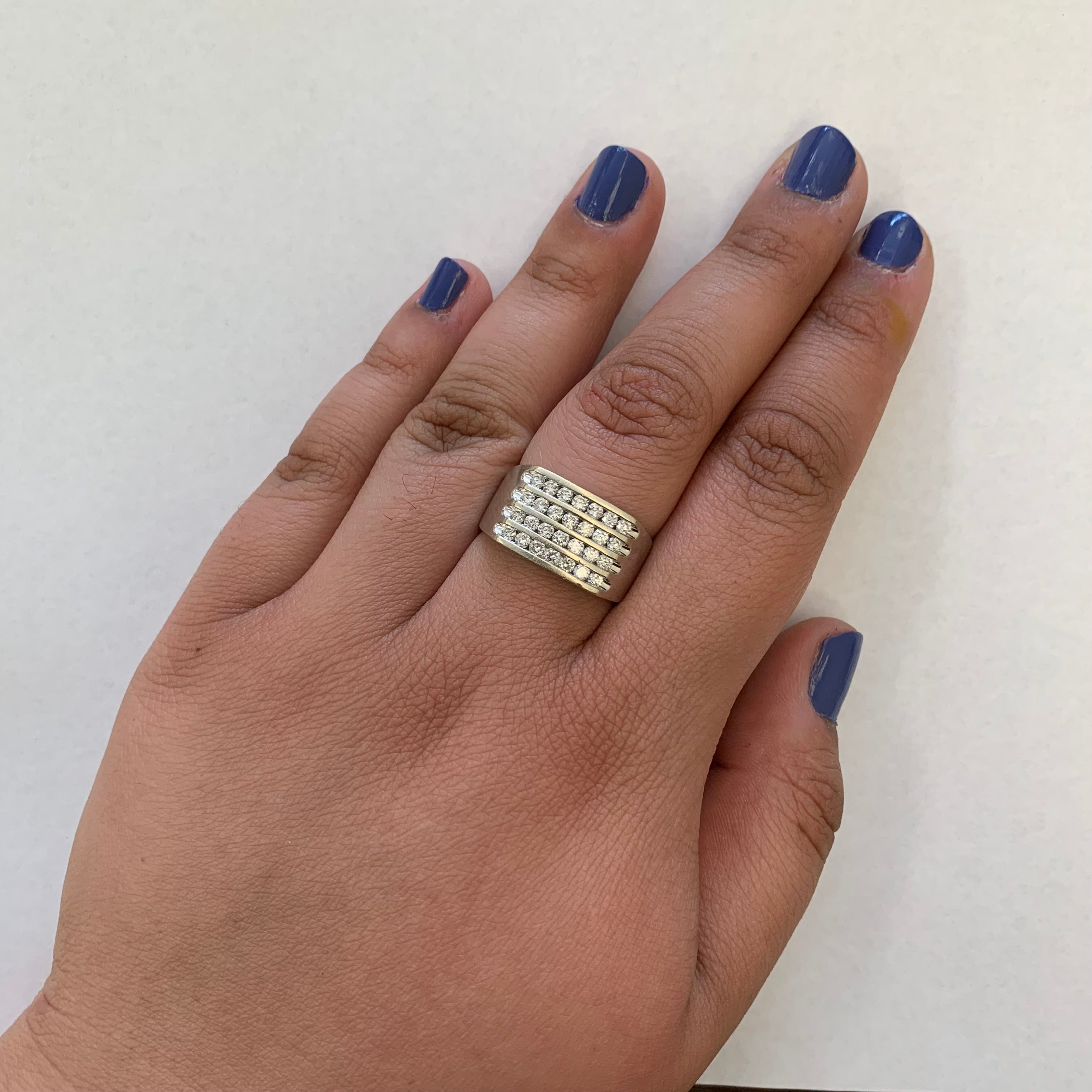 Bague sertie de diamants en grille canal | 0,84 ct | Taille 10 |