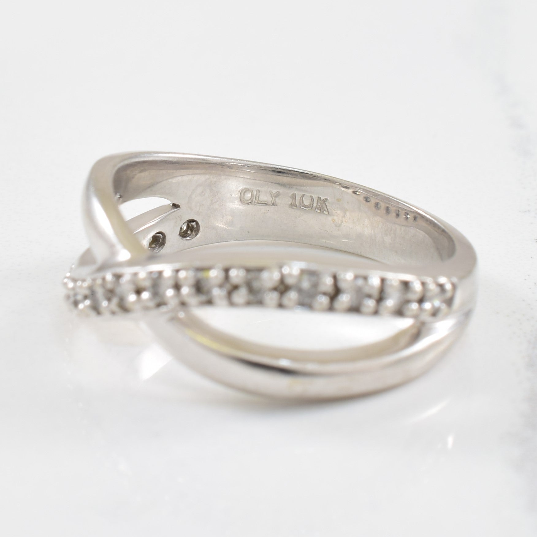 Diamond Crisscross Ring | 016ctw | SZ 6.5 |