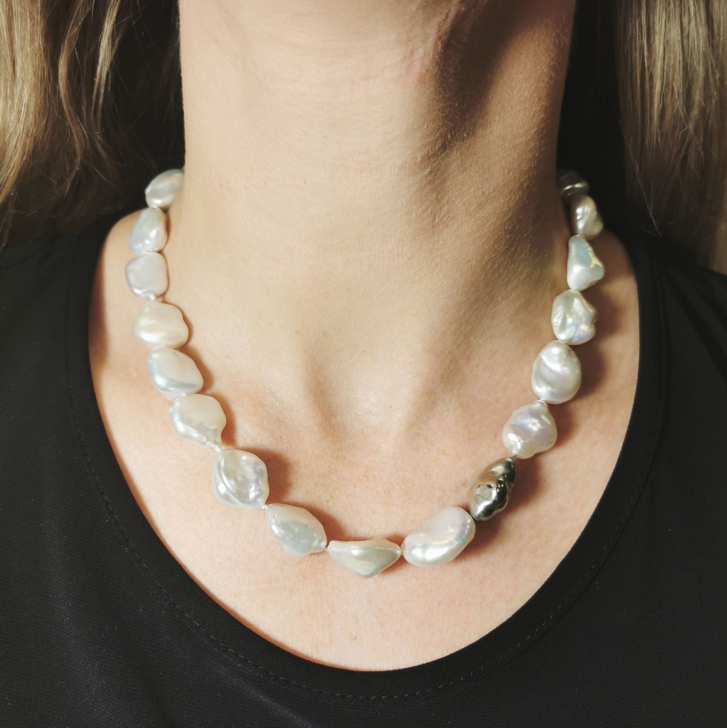 Stittgen' Baroque Pearl Necklace | 18" |