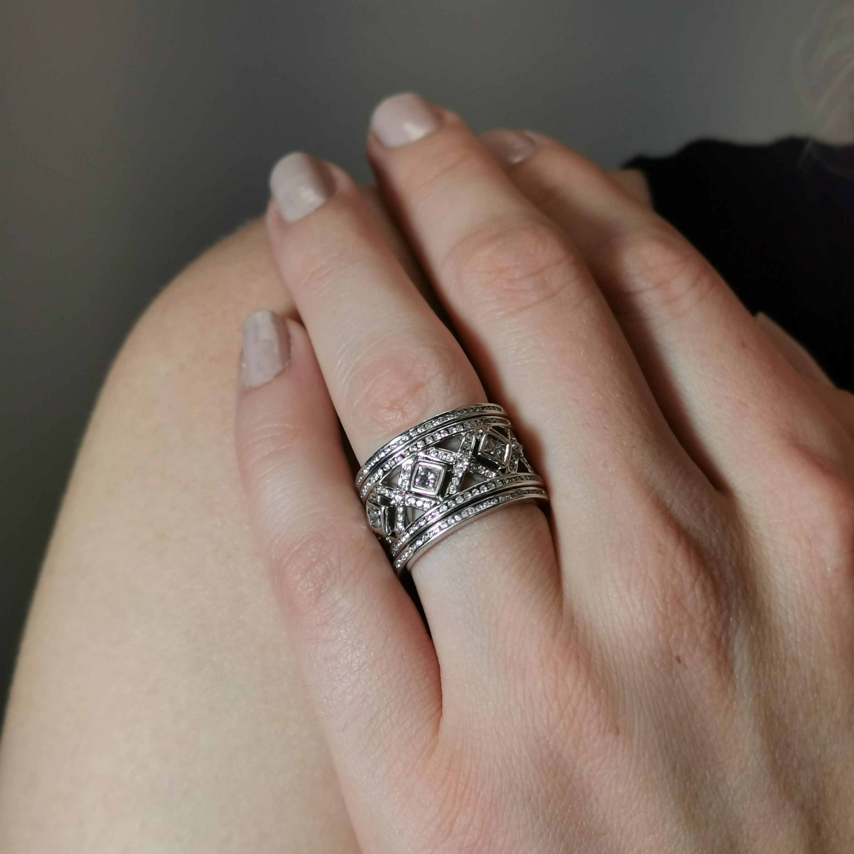 Mixed Cut Wide Diamond Ring | 0.79ctw | SZ 7.5 |