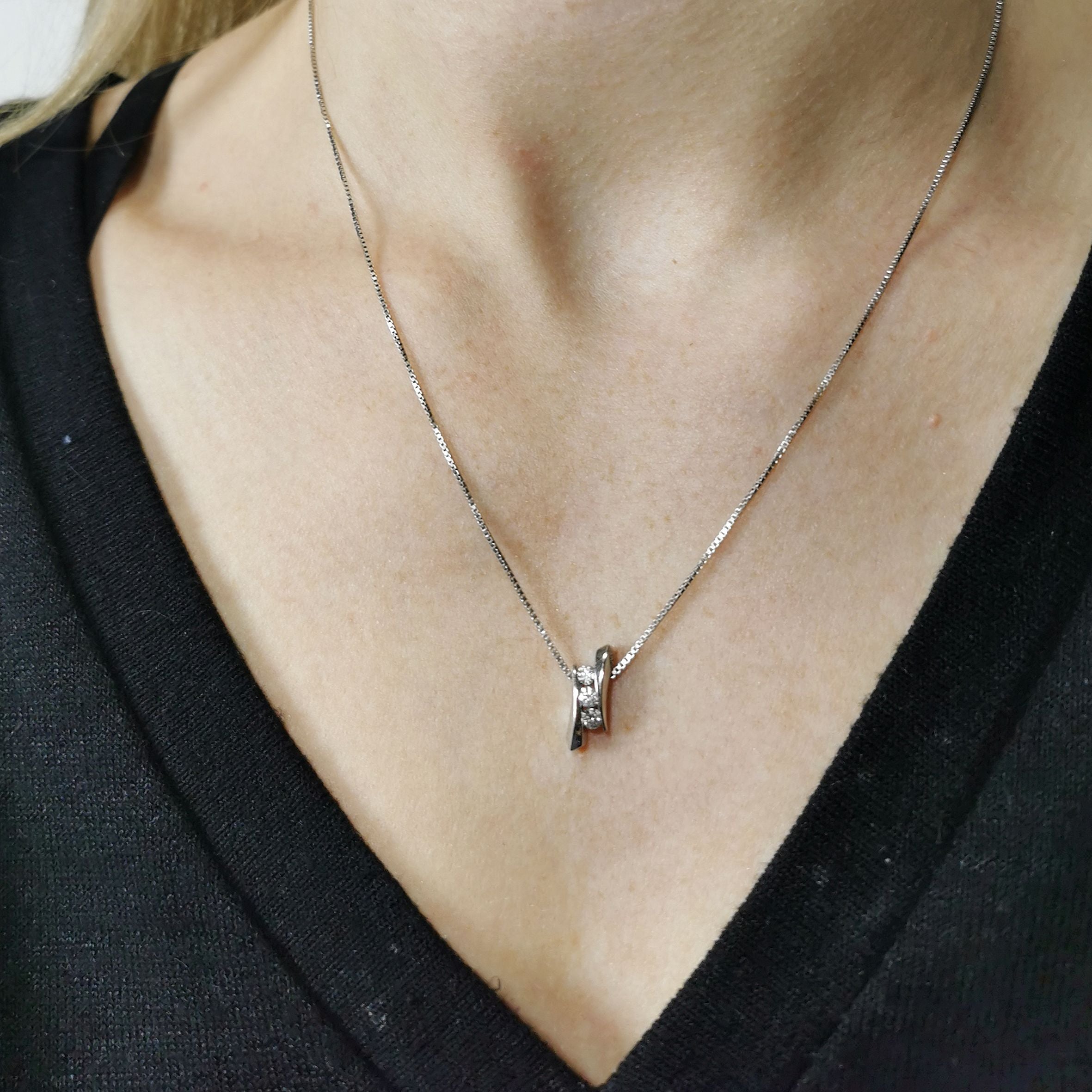 Tension Set Diamond Necklace | 0.21ctw | 18" |