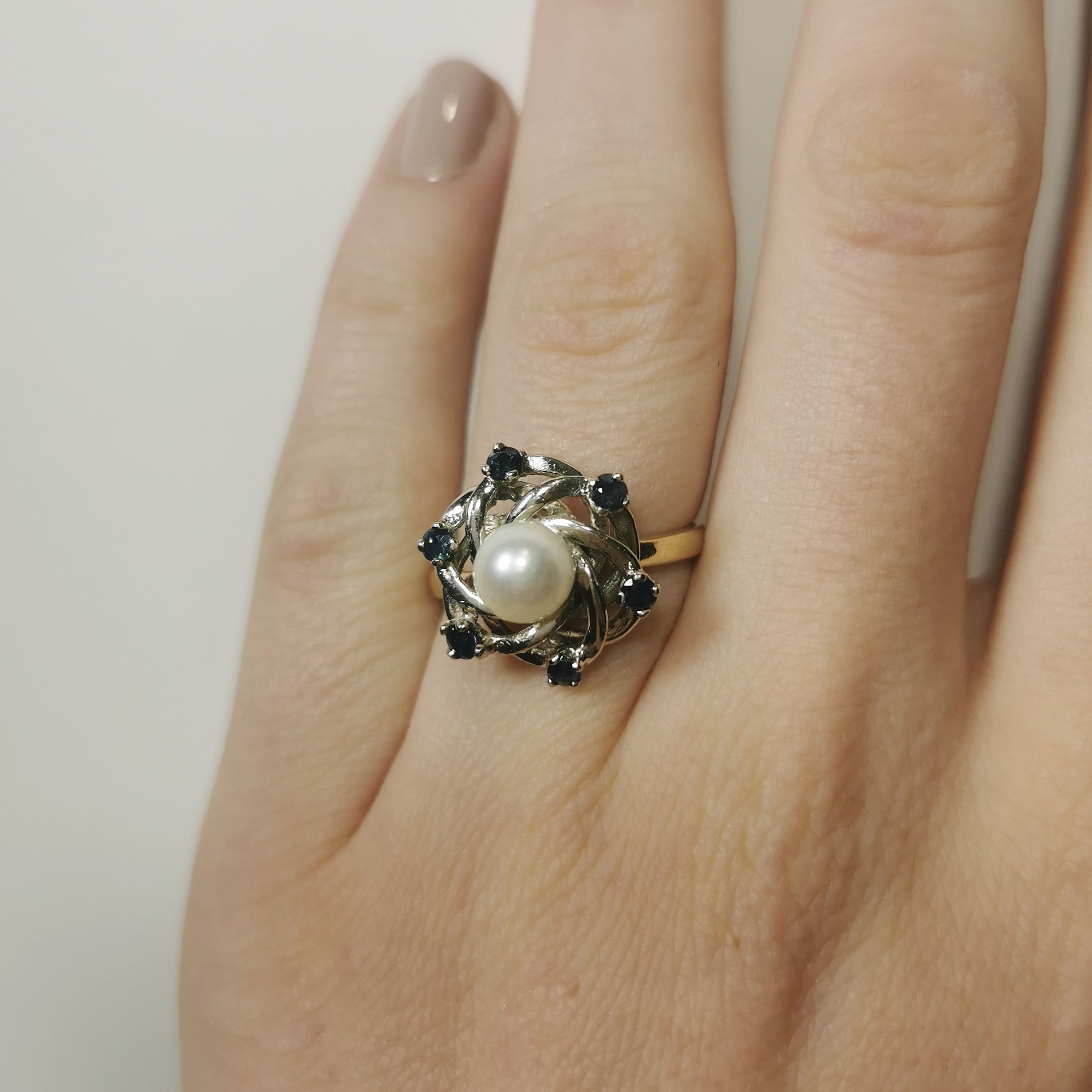 Pearl & Blue Sapphire Cocktail Ring | 0.60ctw, 1.90ct | SZ 7.5 |