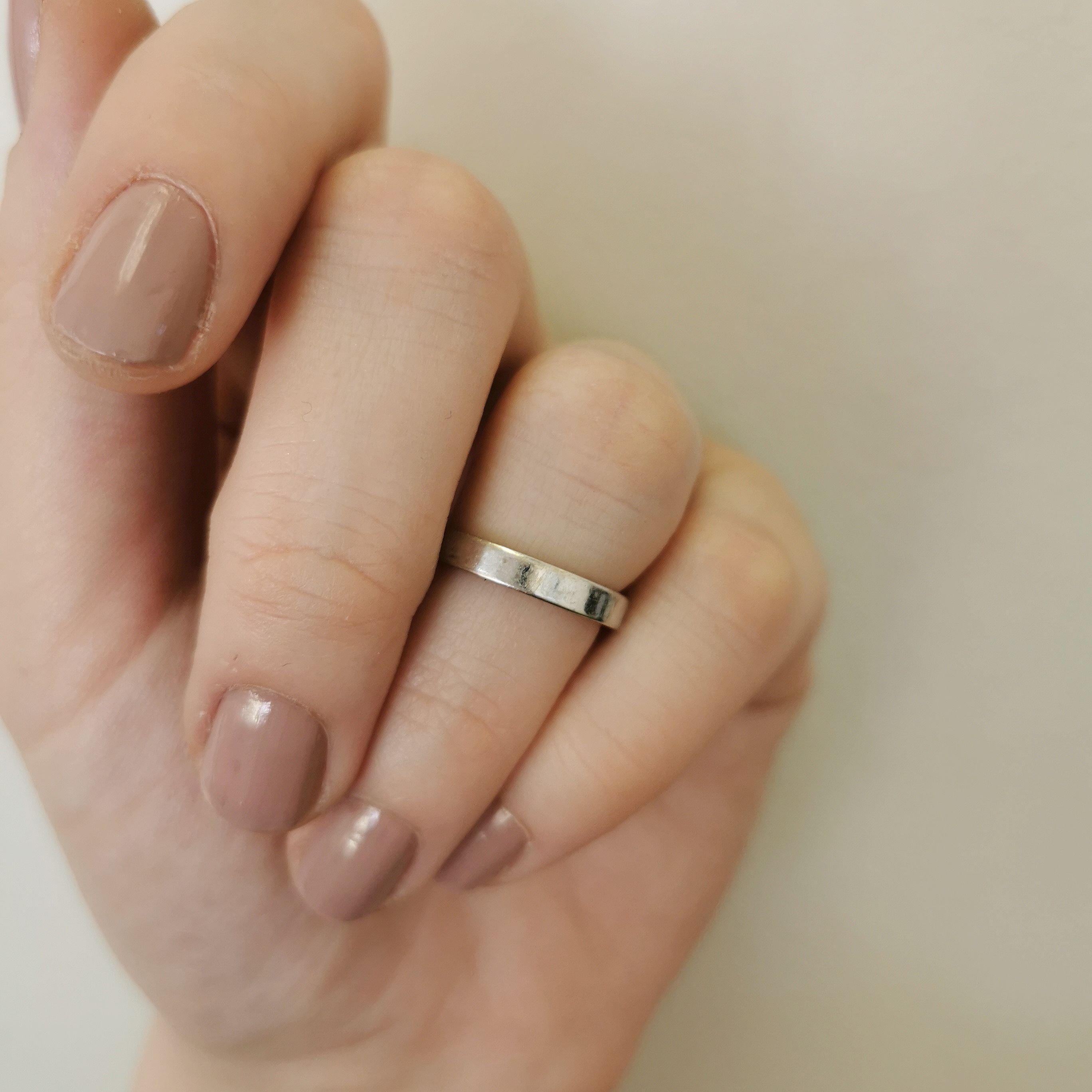 White Gold Wedding Band | SZ 4.75 |