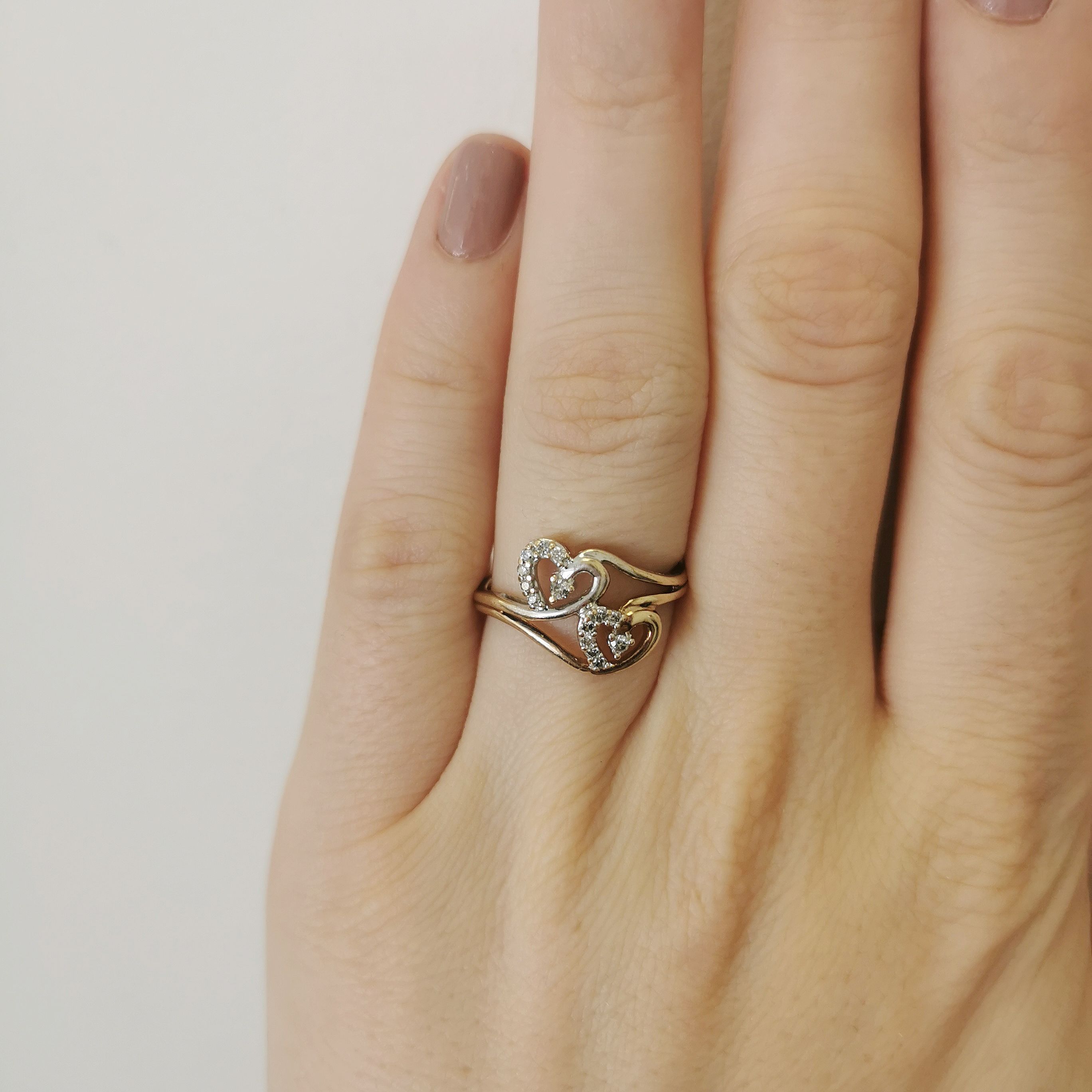 Diamond Accented Dual Heart Ring | 0.15ctw | SZ 7.25 |