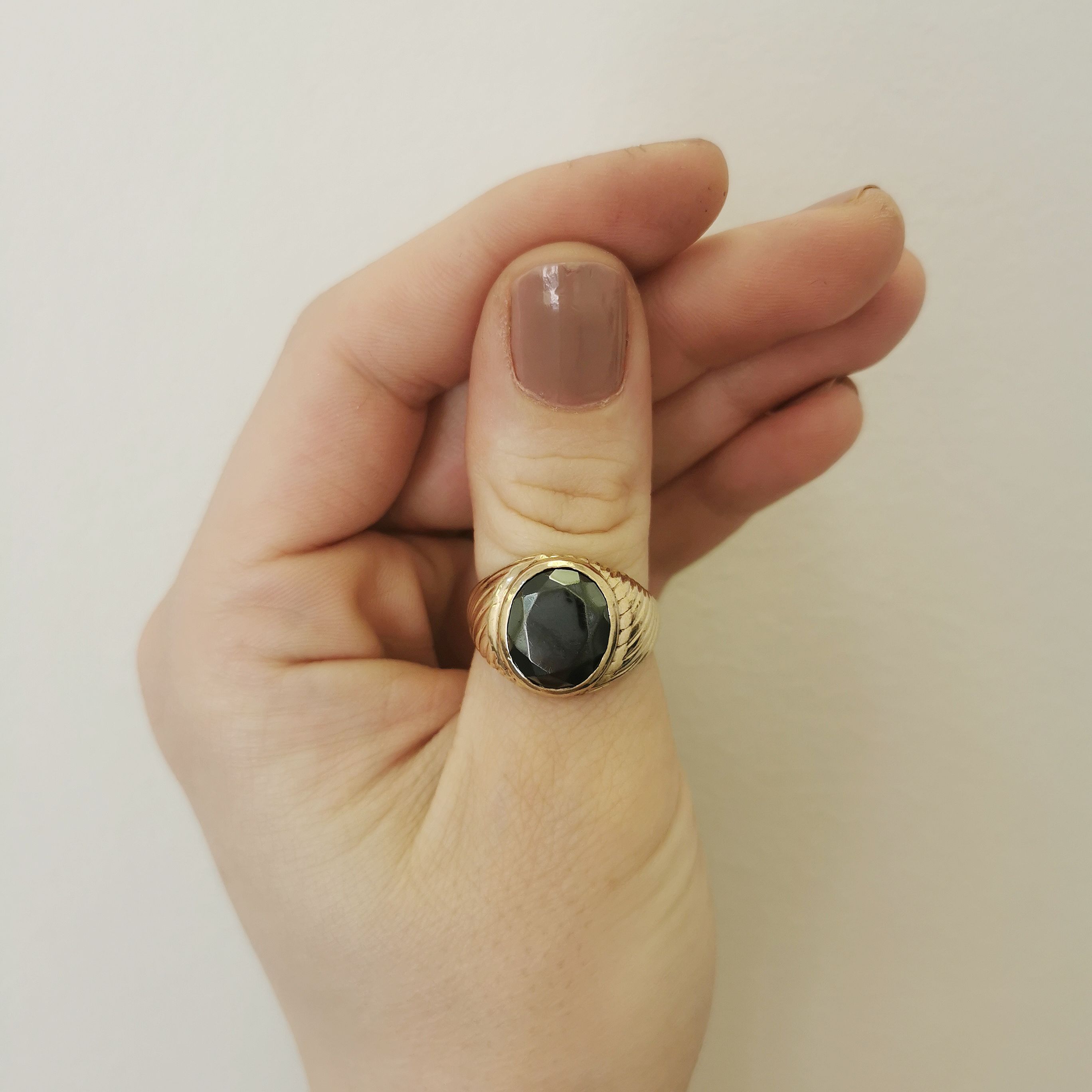 Faceted Oval Hematite Ring | 4.85ct | SZ 9 |
