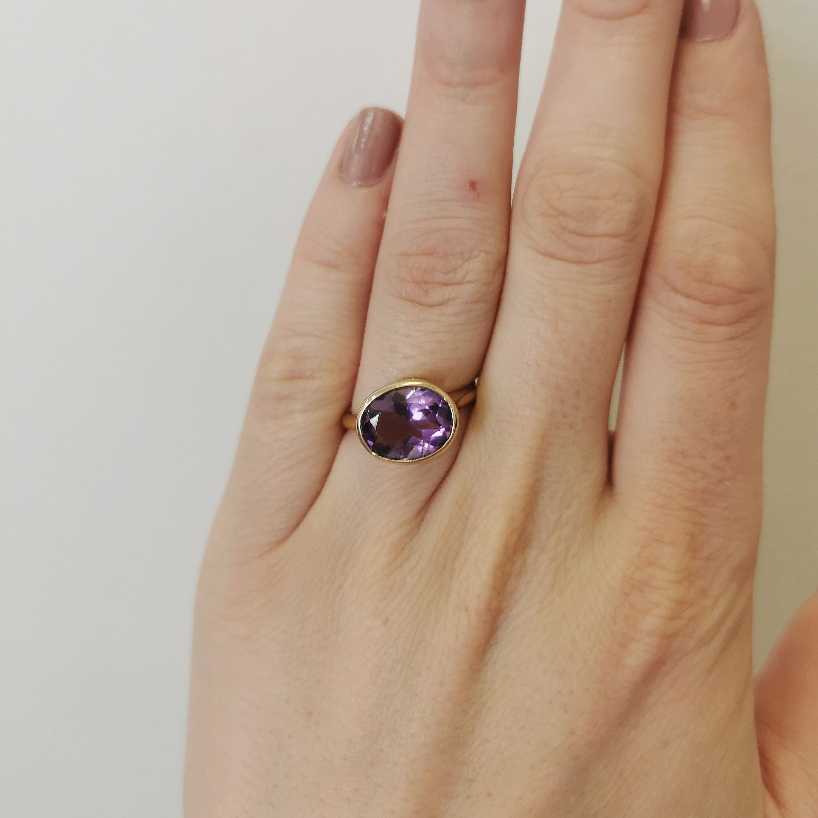 Bague solitaire en améthyste ovale | 4,23 ct | Taille 8 |