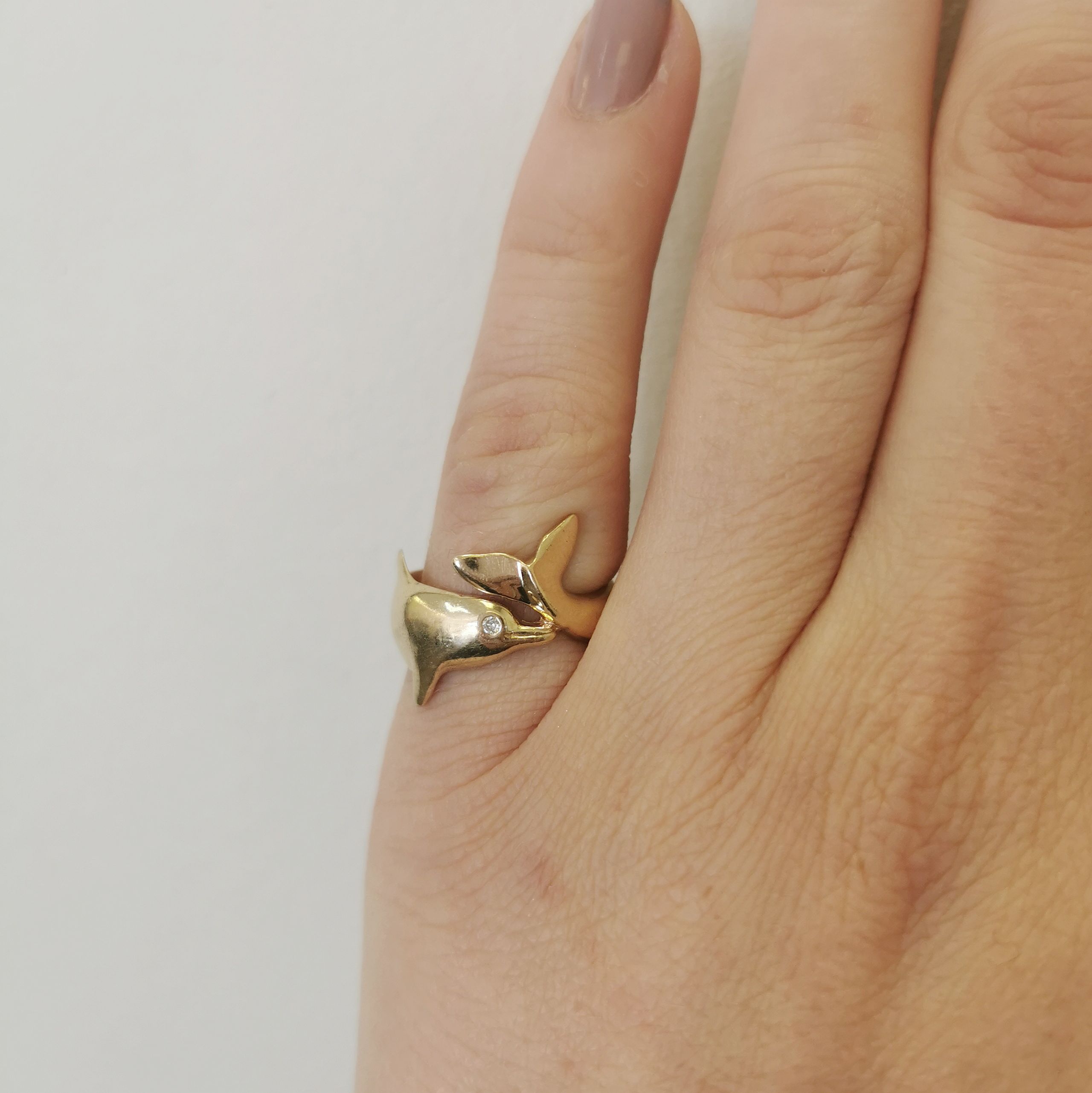 Diamond Eyed Dolphin Ring | 0.01ctw | SZ 5.75 |