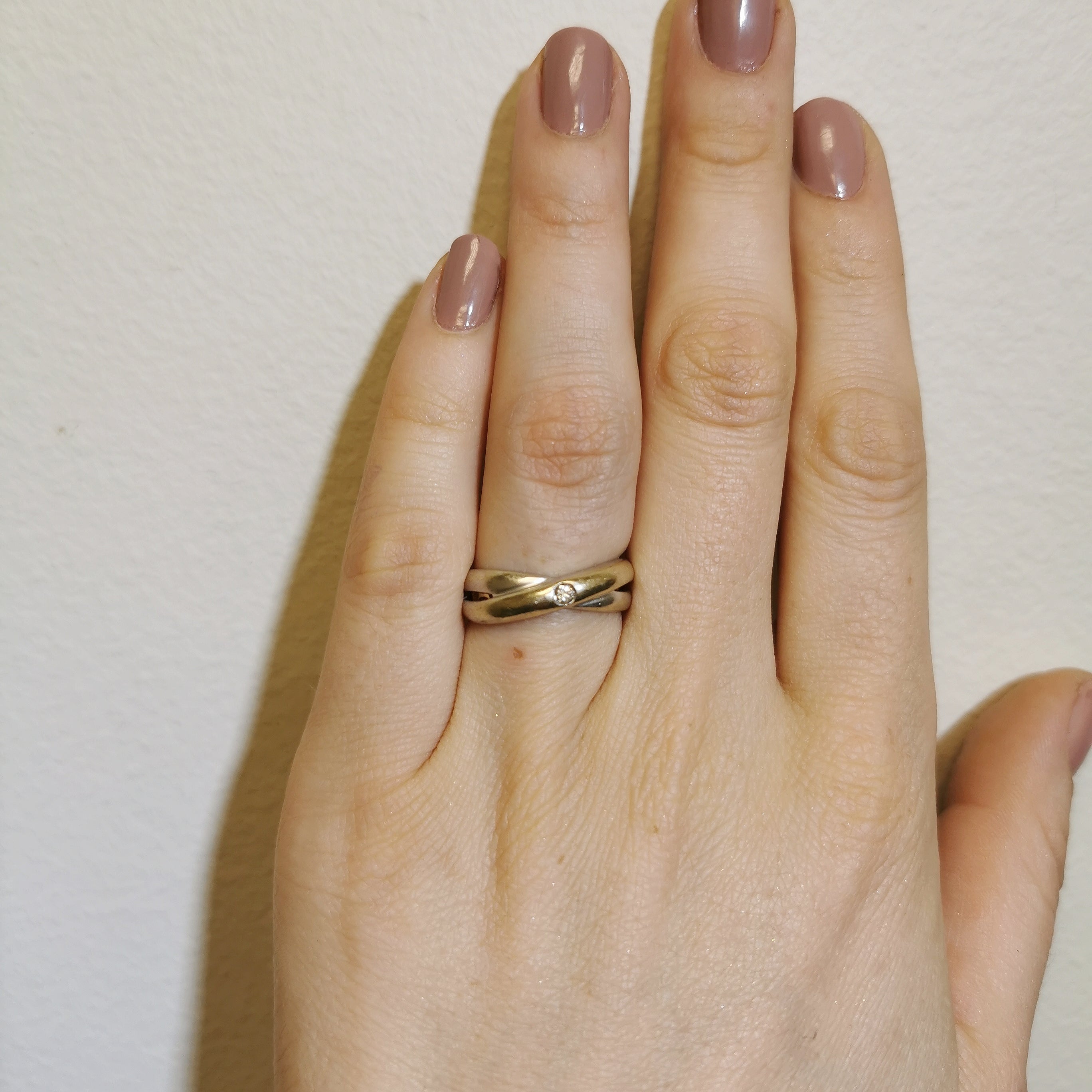 Two Tone Diamond Crossover Ring | 0.05ct | SZ 6 |