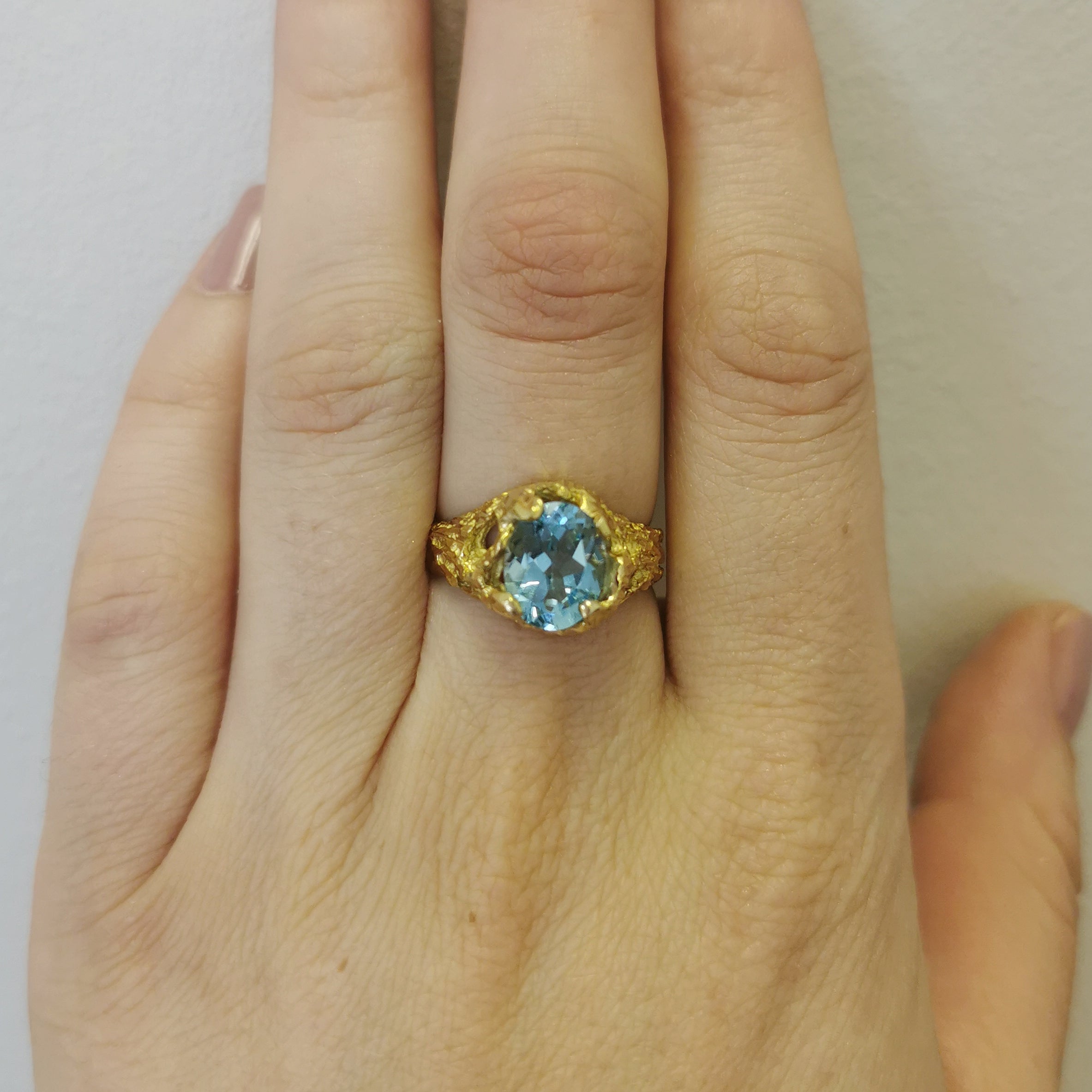 Vintage Blue Topaz Textured Cocktail Ring | 3.30ct | SZ 8 |