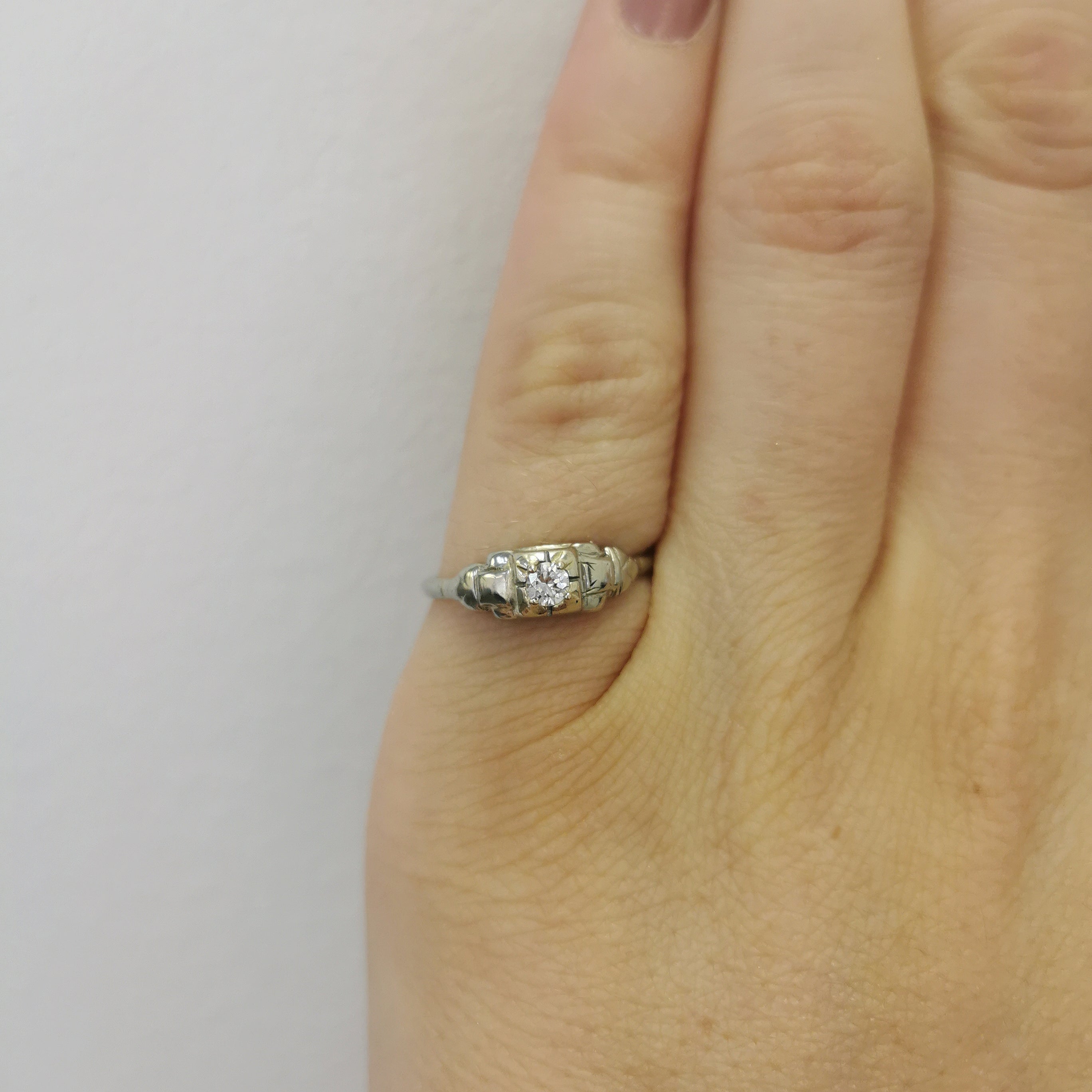 Art Deco Illusion Set Solitaire Diamond Ring | 0.10ct | SZ 6 |
