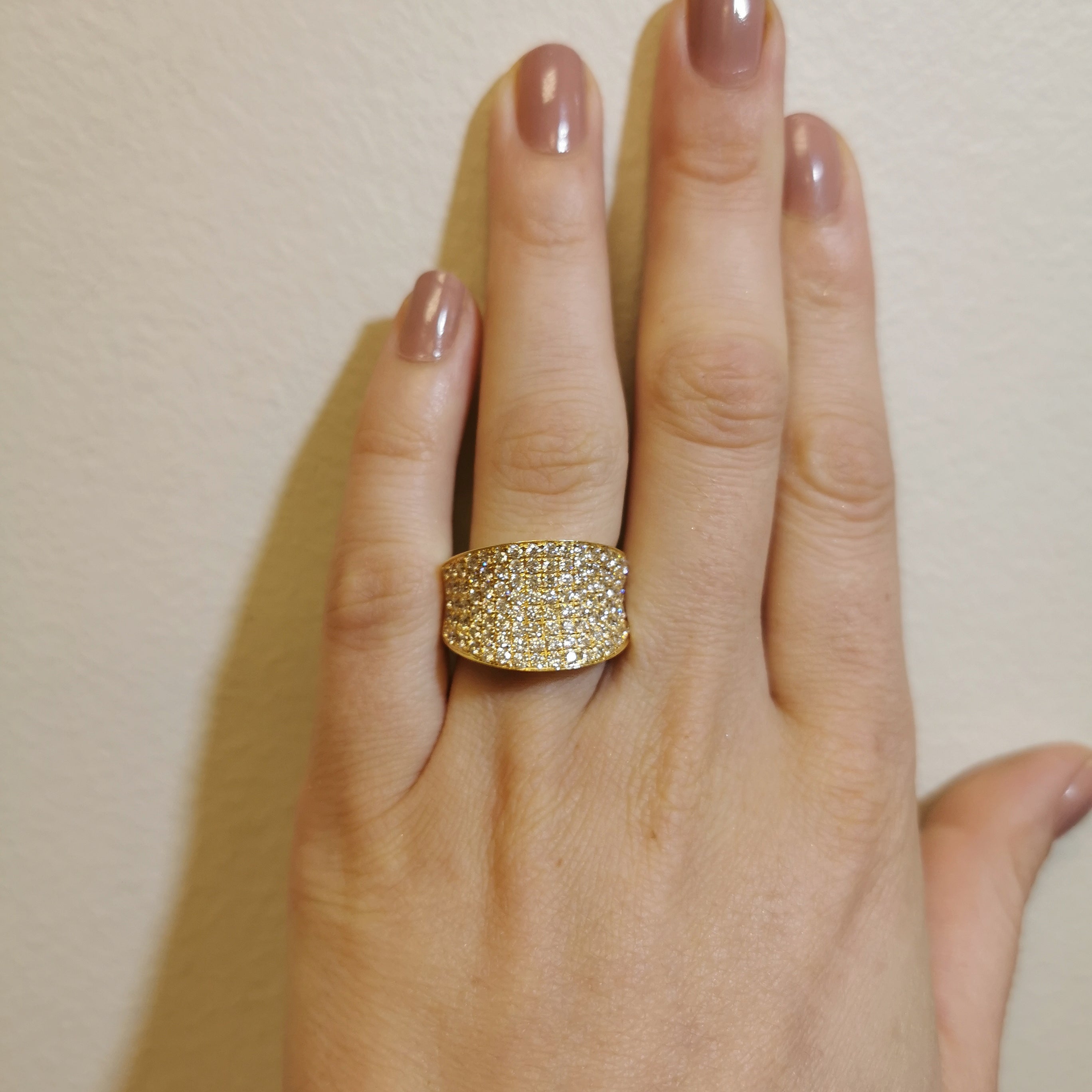 Pave Diamond Saddle Ring | 2.18ctw | SZ 8 |