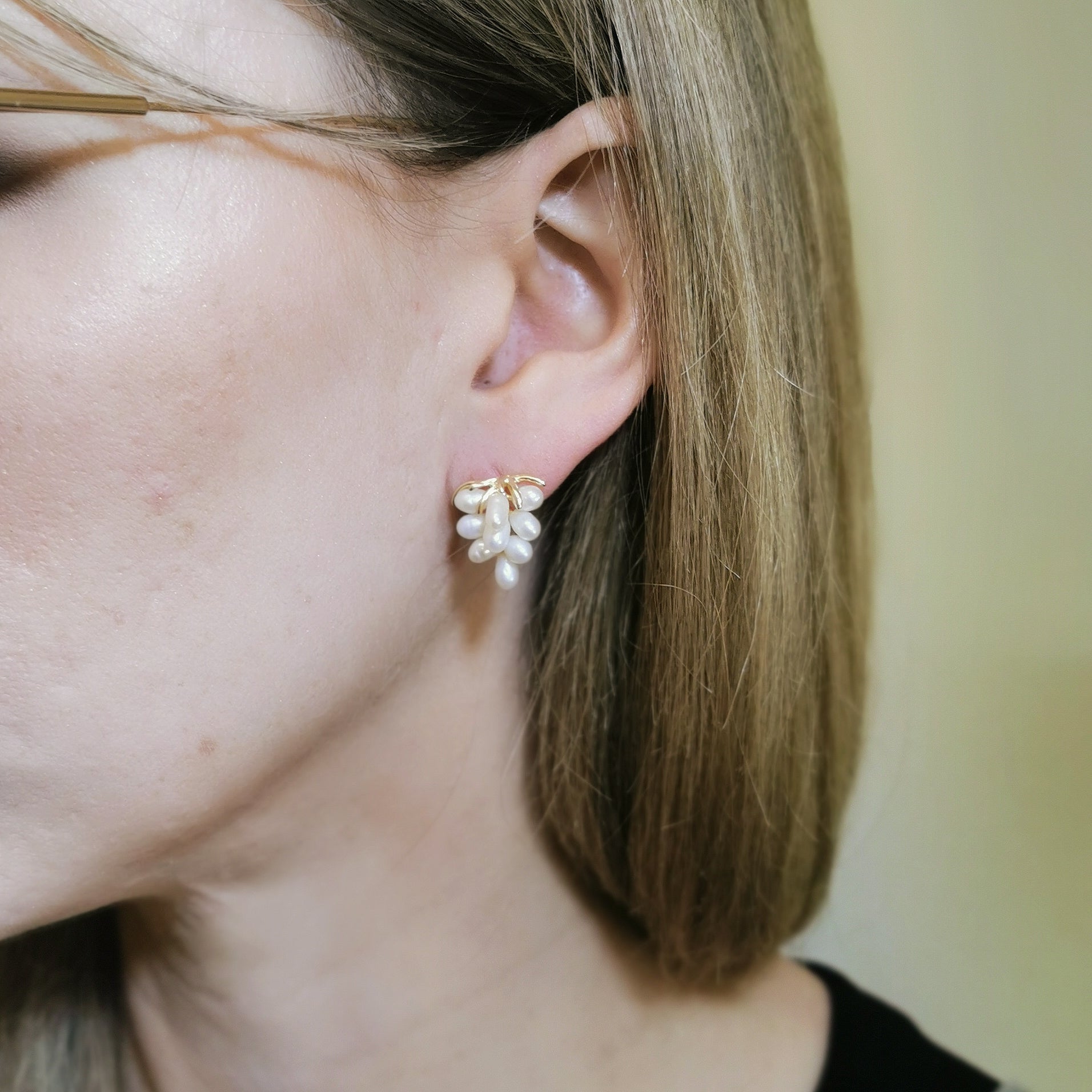 Grape Bunch Pearl Stud Earrings | 14.00ctw |