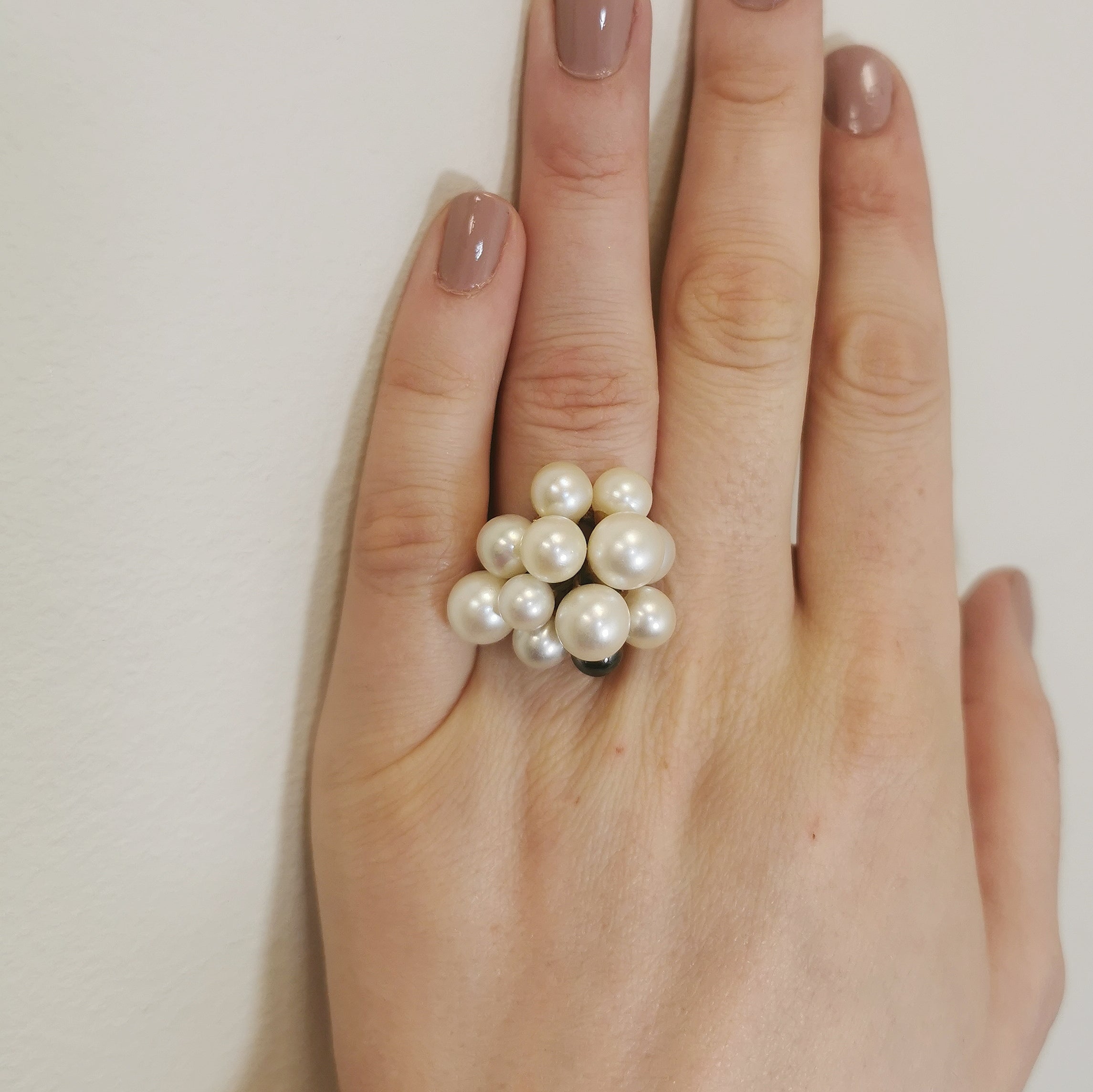 Split Shank Pearl & Hematite Cocktail Ring | 28.16ctw, 3.00ct | SZ 6.5 |