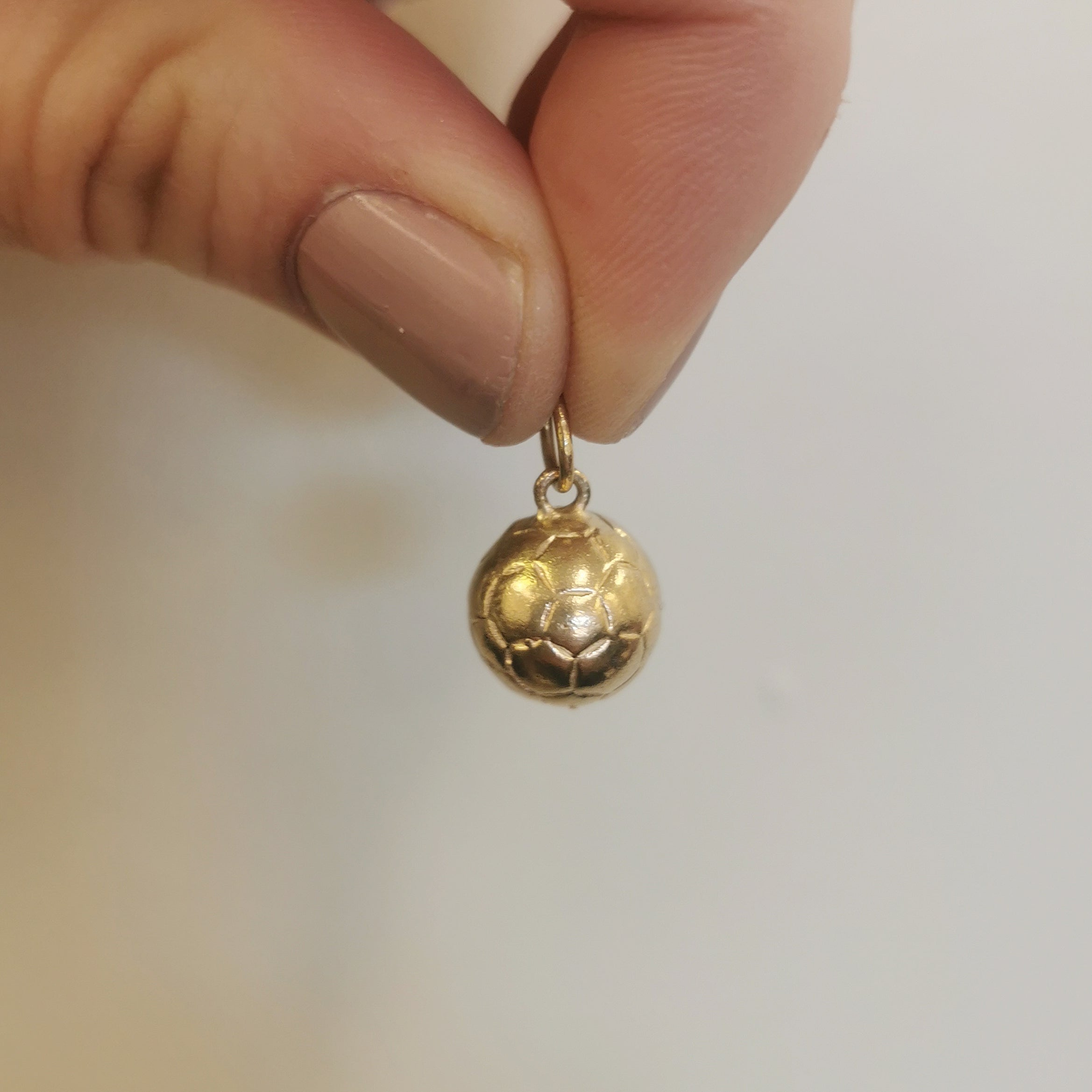 10k Yellow Gold Soccer Ball Pendant |