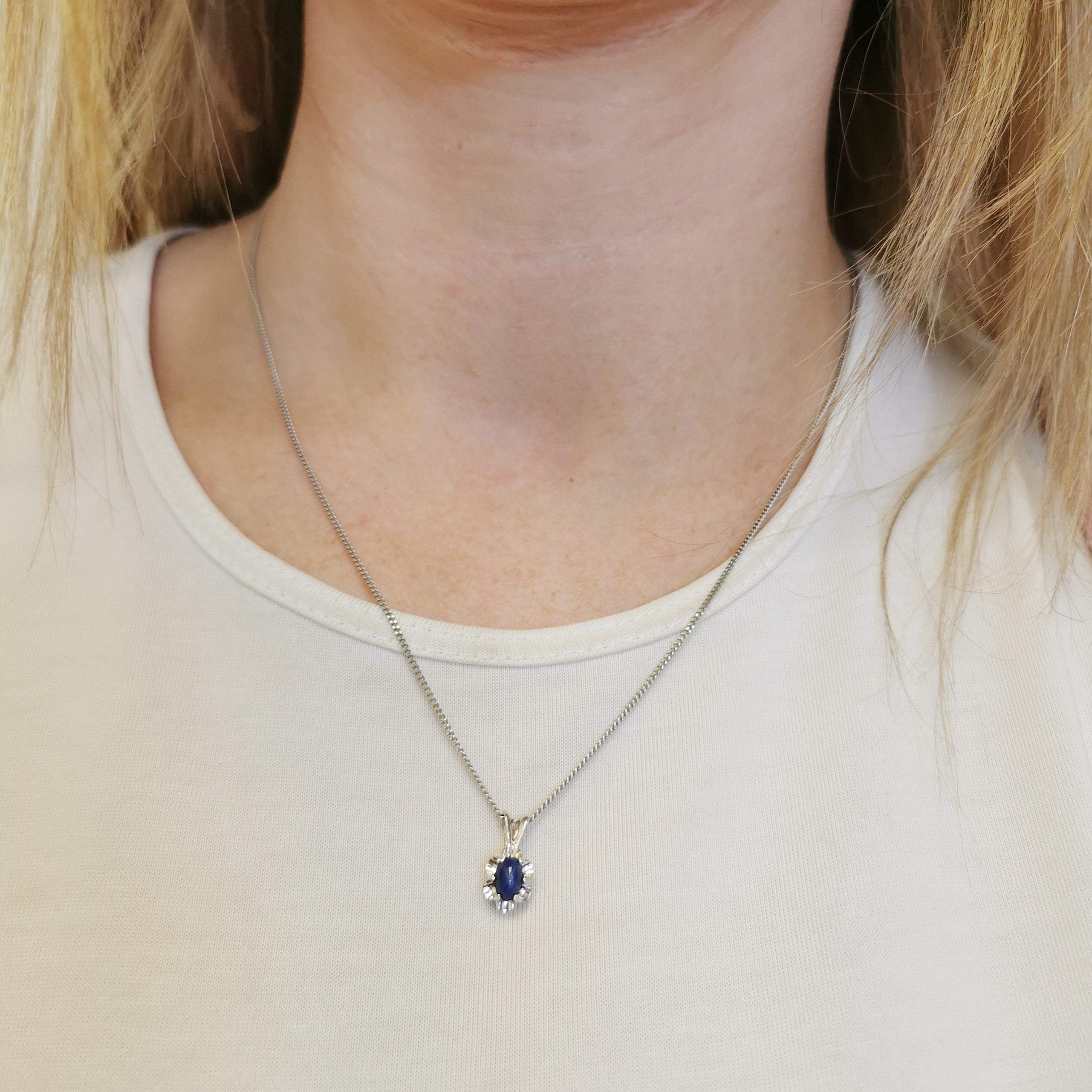 Solitaire Synthetic Star Sapphire Necklace | 0.70ct | 18" |