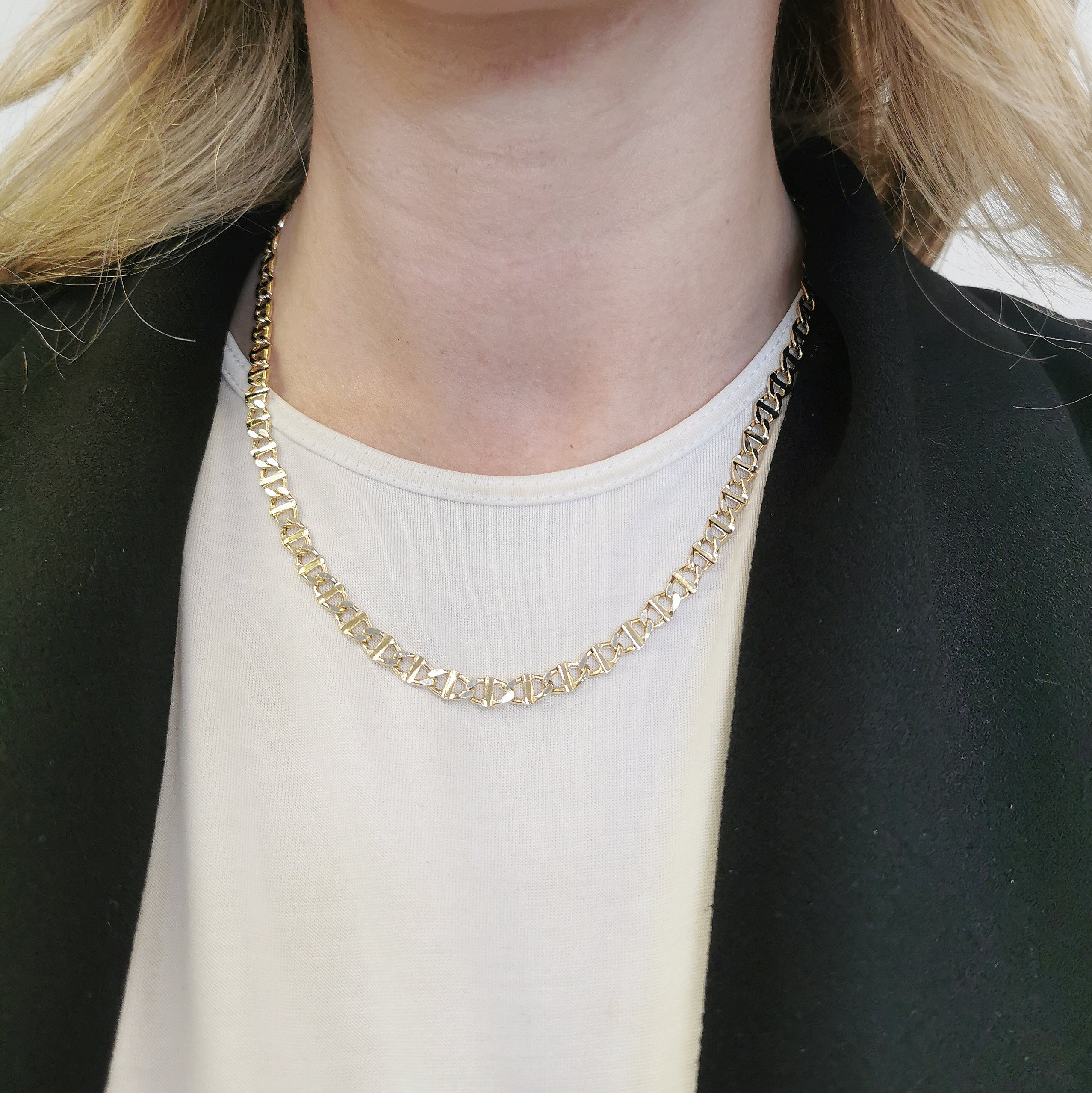 14k Yellow Gold Anchor Chain | 18" |