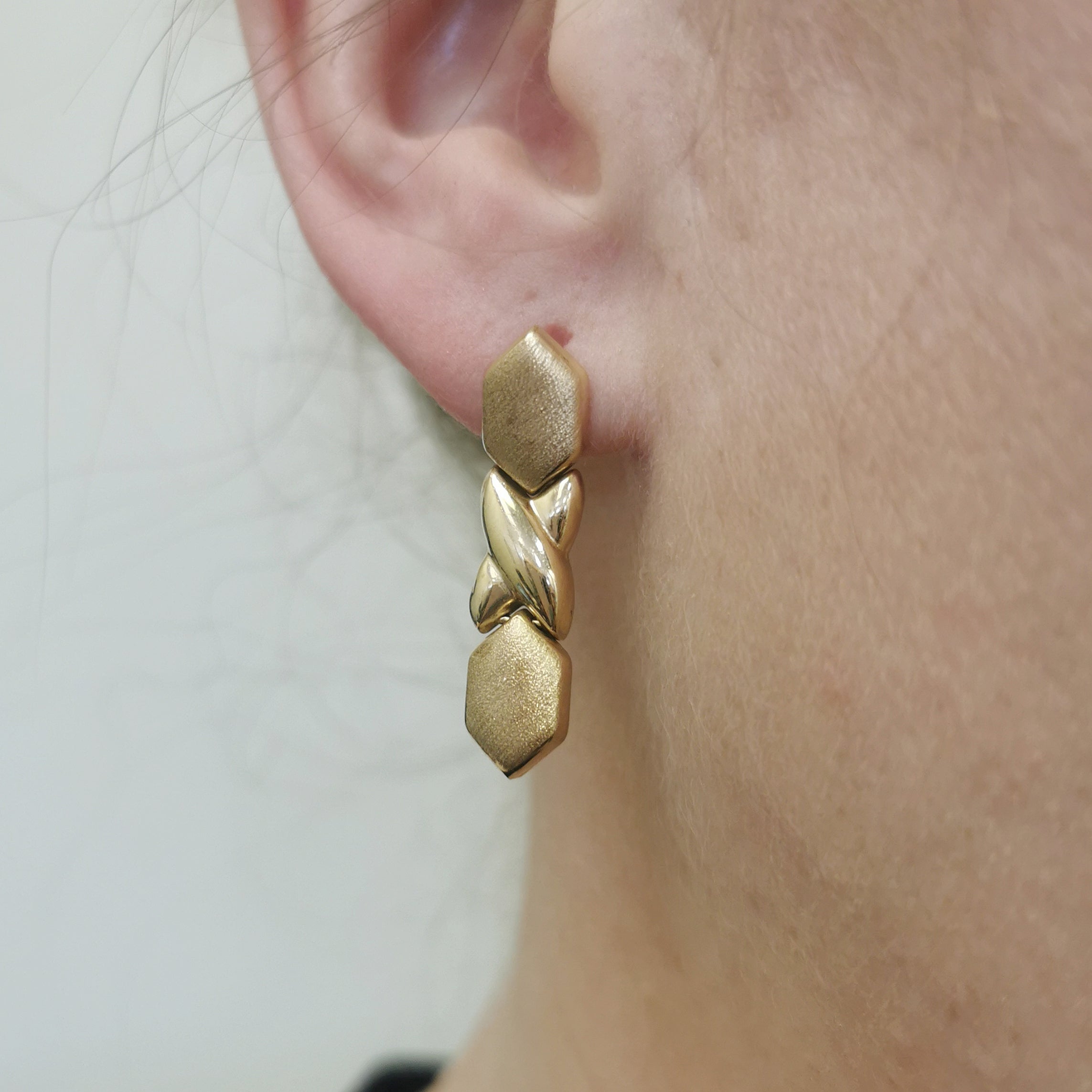 Yellow Gold Drop Link Earrings |